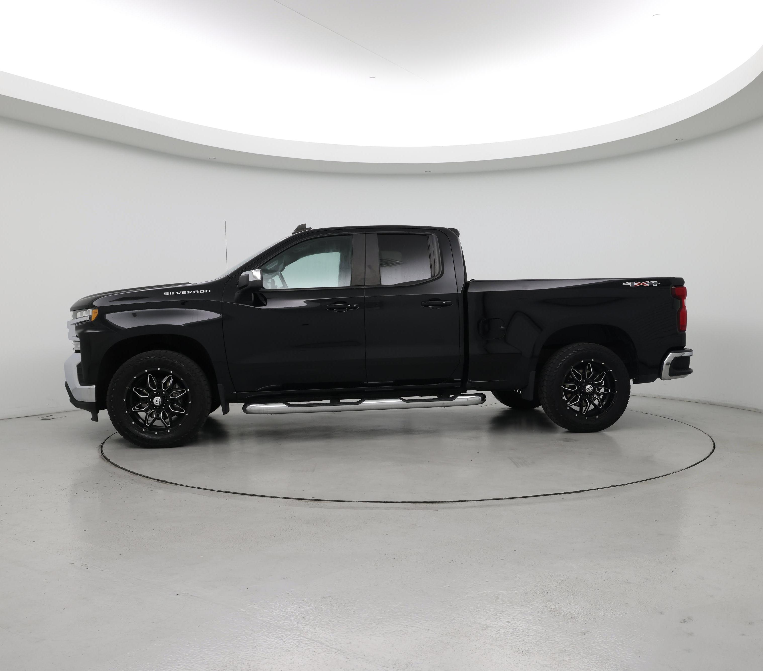 Thumbnail: 2019 Chevrolet Silverado 1500 - 3