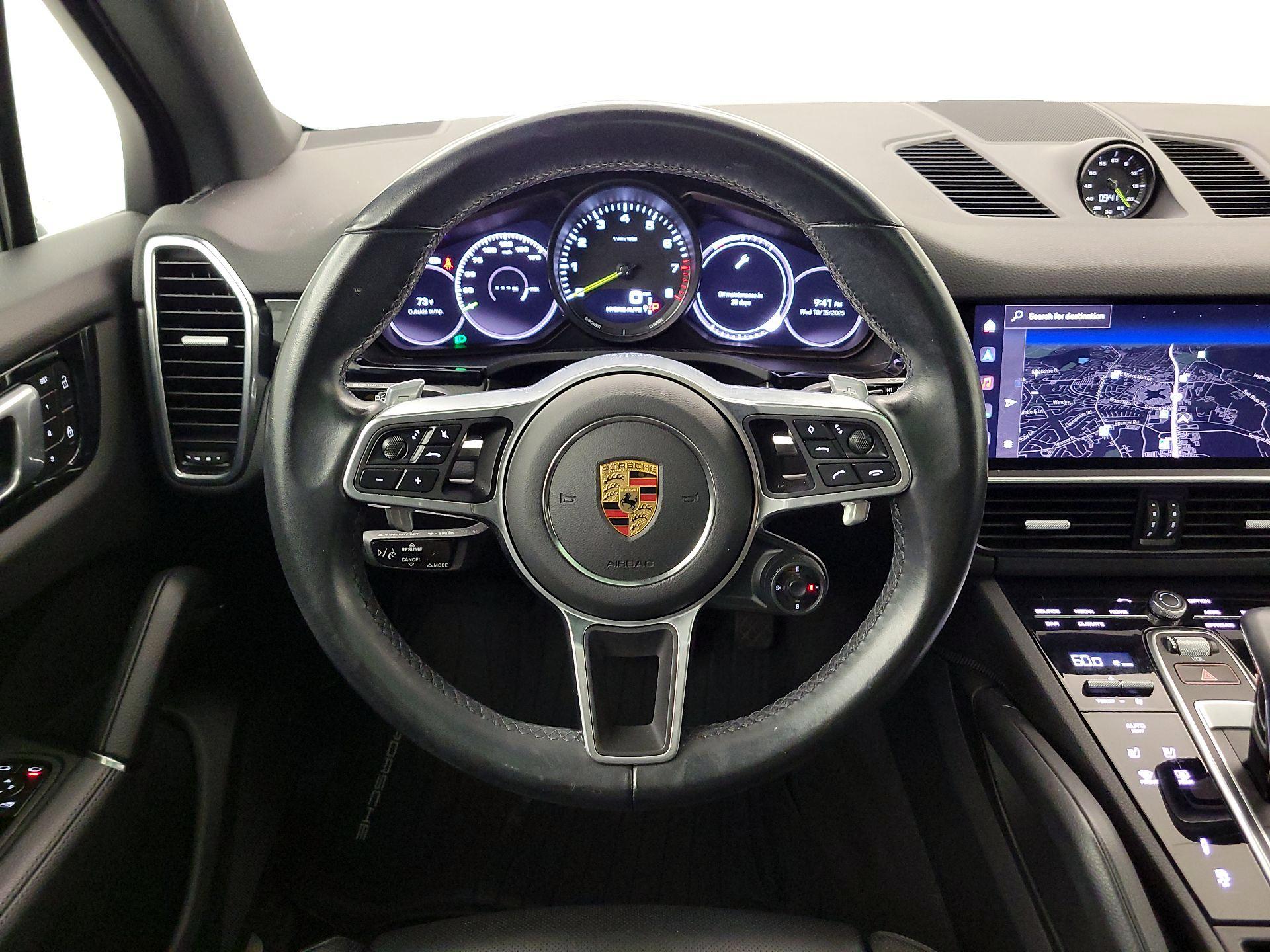 Thumbnail: 2022 Porsche Cayenne - 10
