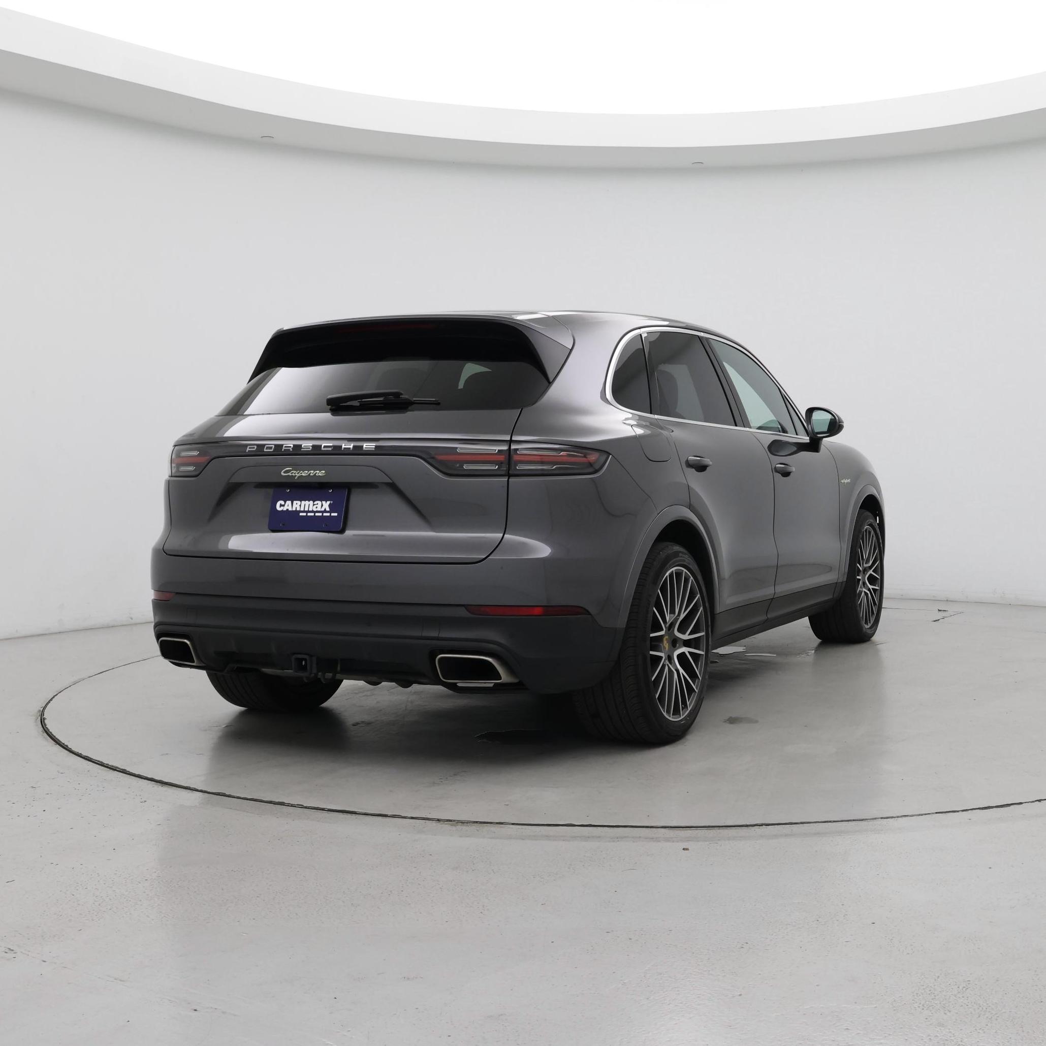 Thumbnail: 2022 Porsche Cayenne - 8