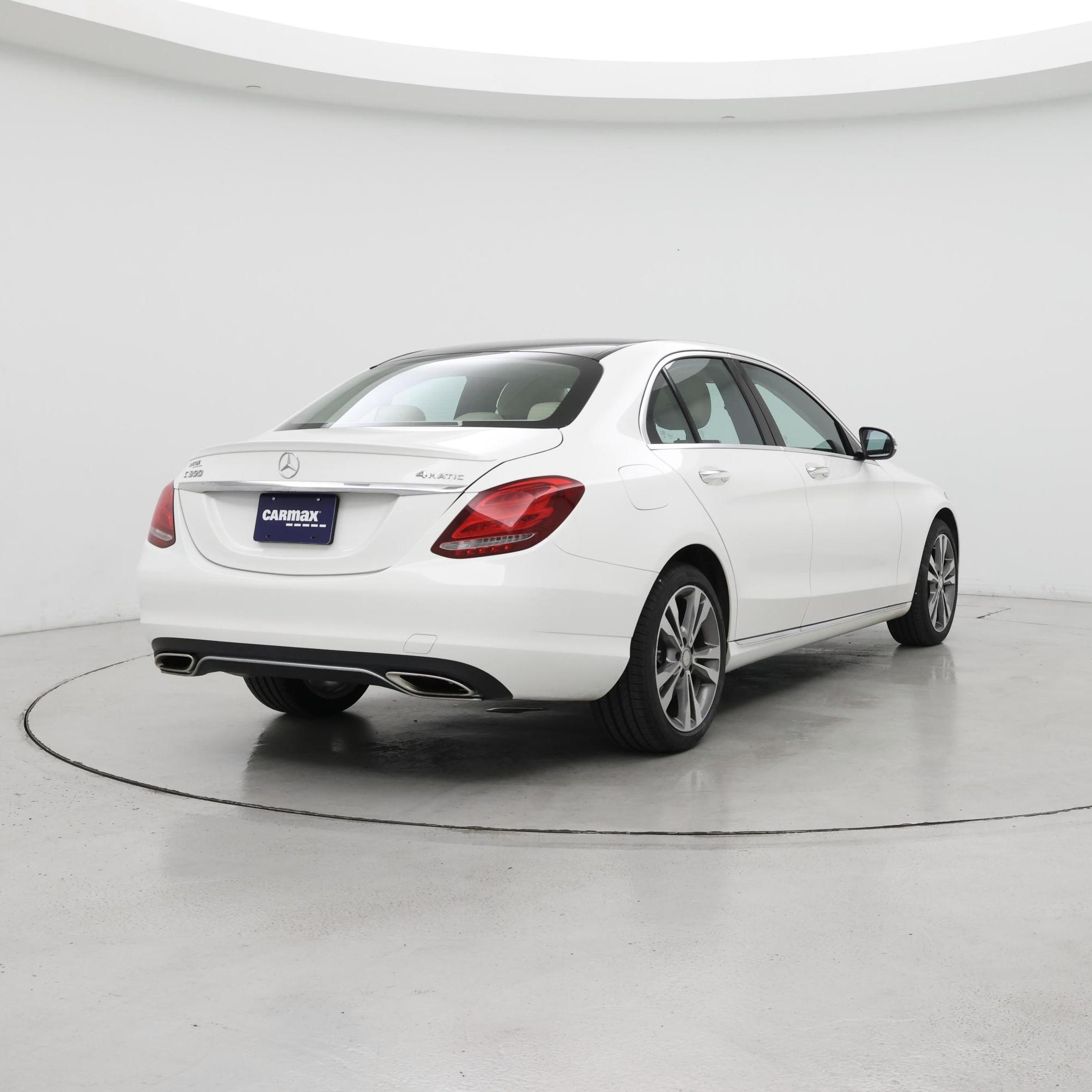 Thumbnail: 2016 Mercedes-Benz C-Class - 8