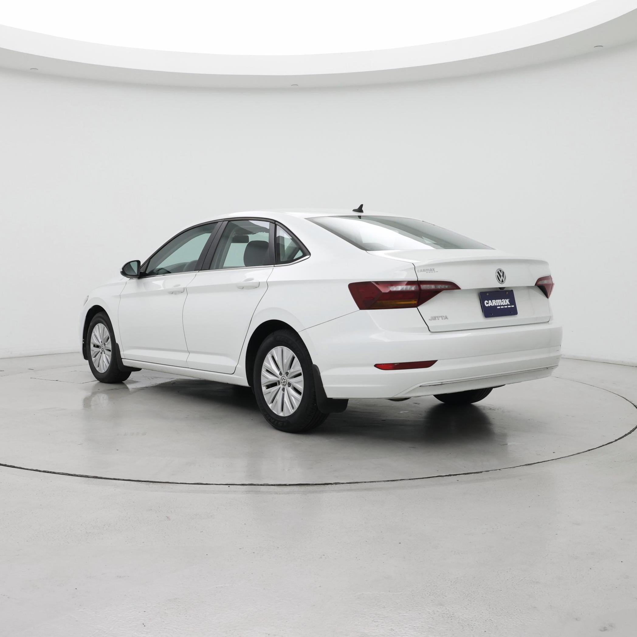 Thumbnail: 2019 Volkswagen Jetta - 2