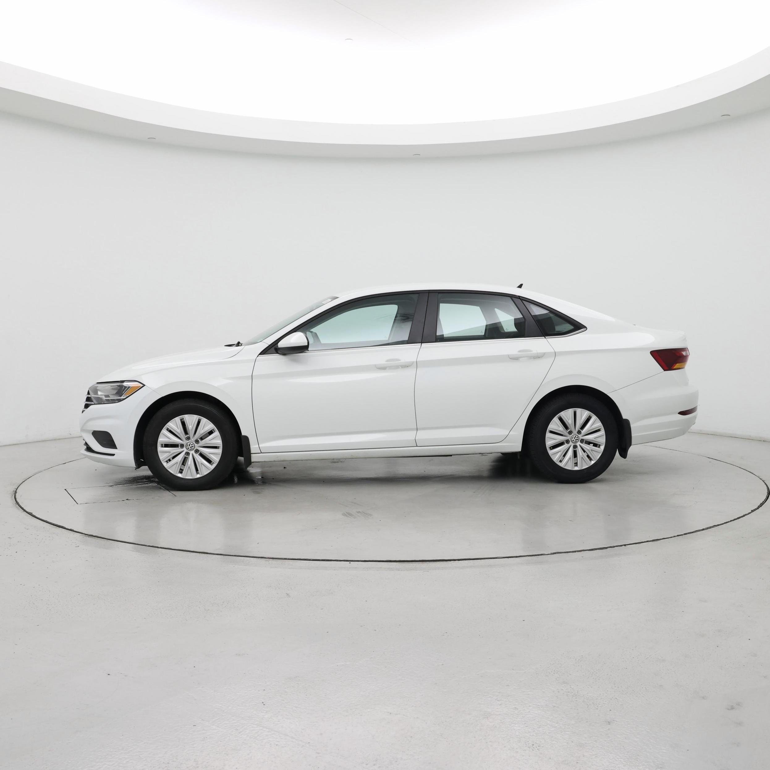 Thumbnail: 2019 Volkswagen Jetta - 3