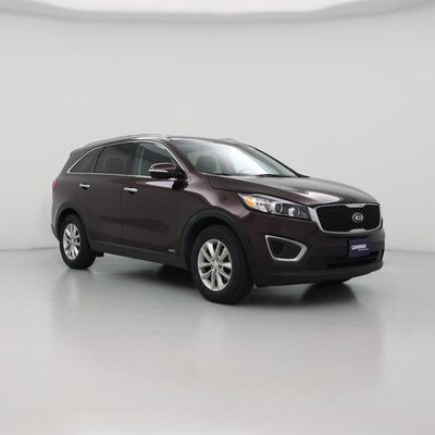 Red 2016 Kia Sorento LX