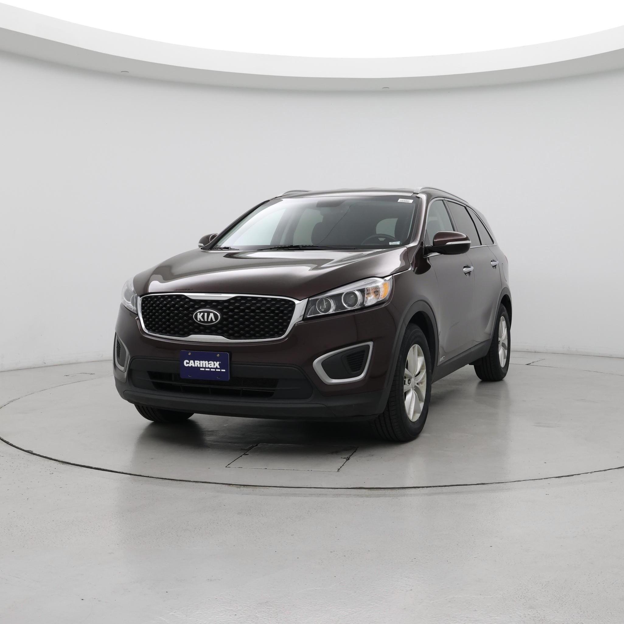 Thumbnail: 2016 Kia Sorento - 4