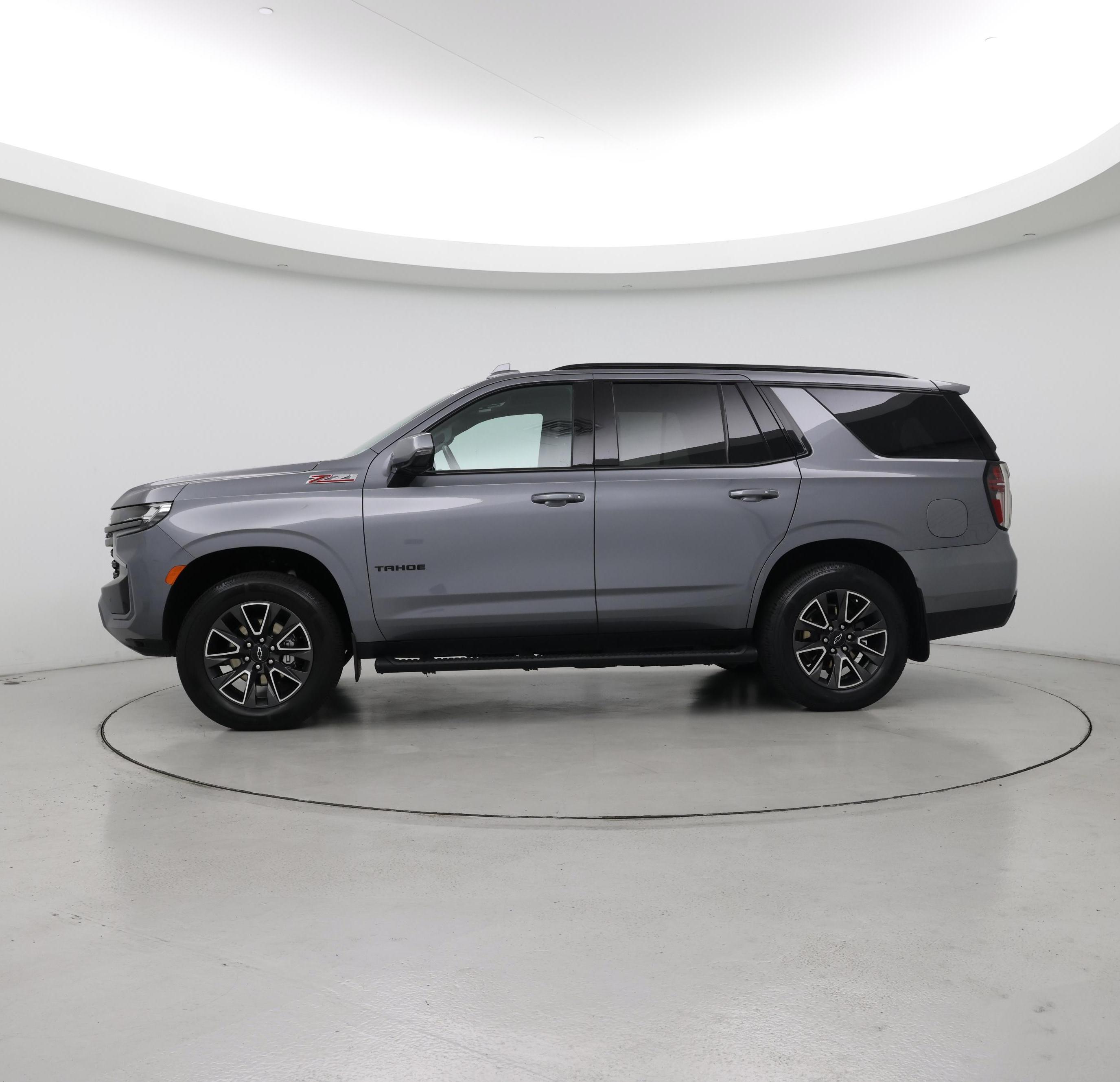 Thumbnail: 2022 Chevrolet Tahoe - 3