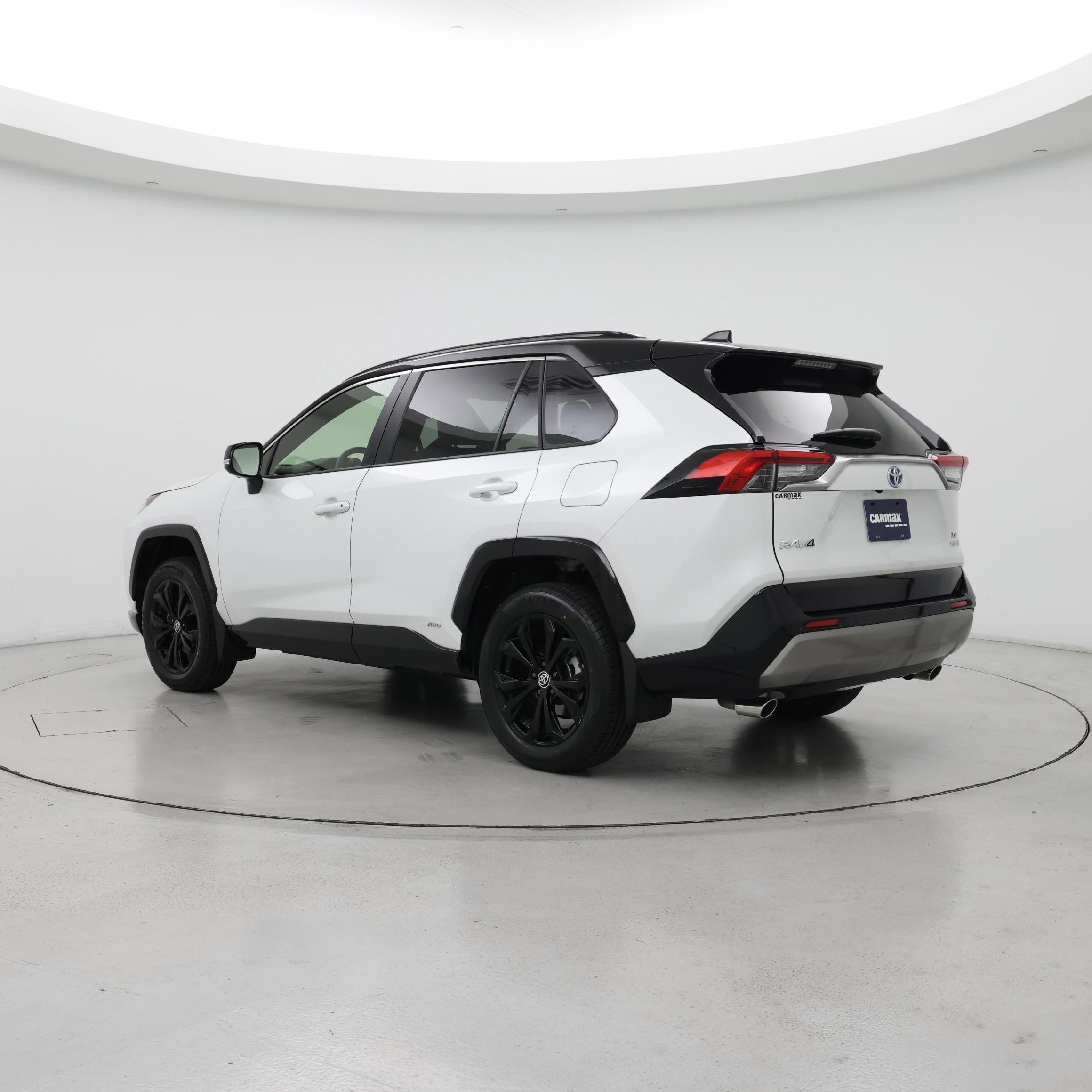 Thumbnail: 2024 Toyota RAV4 - 2