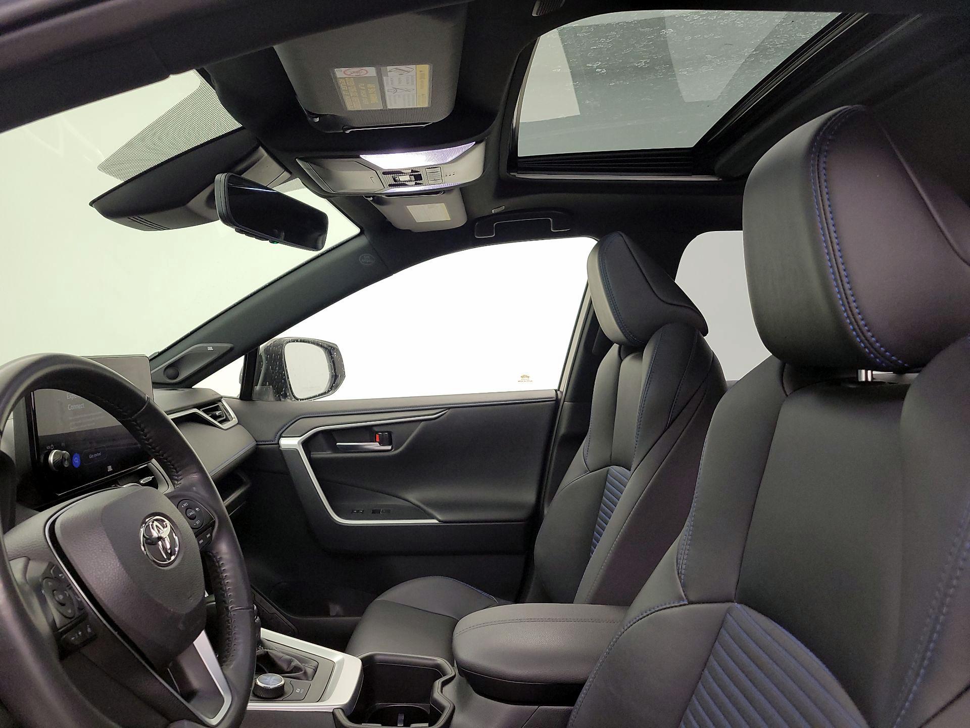 Thumbnail: 2024 Toyota RAV4 - 19