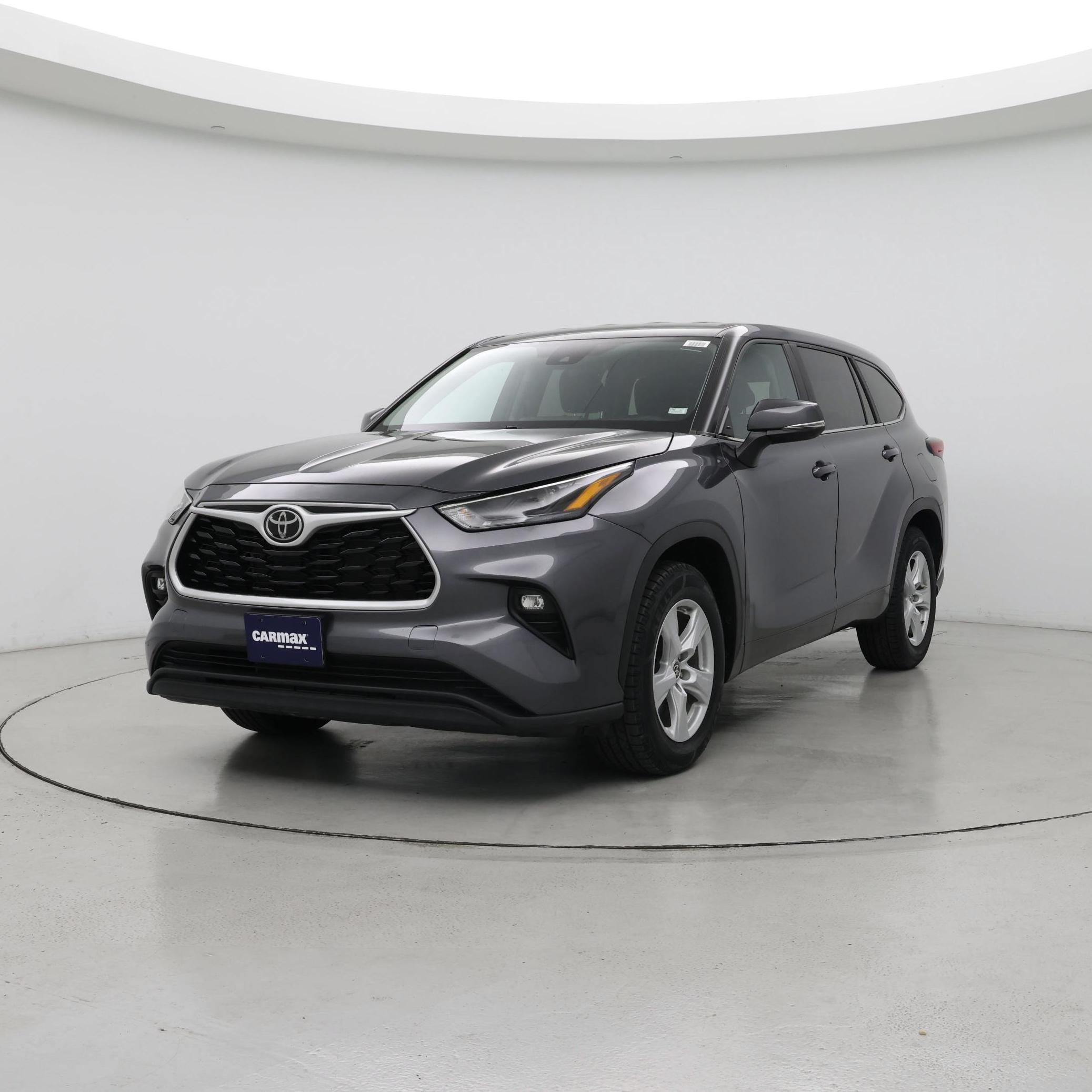 Thumbnail: 2023 Toyota Highlander - 4