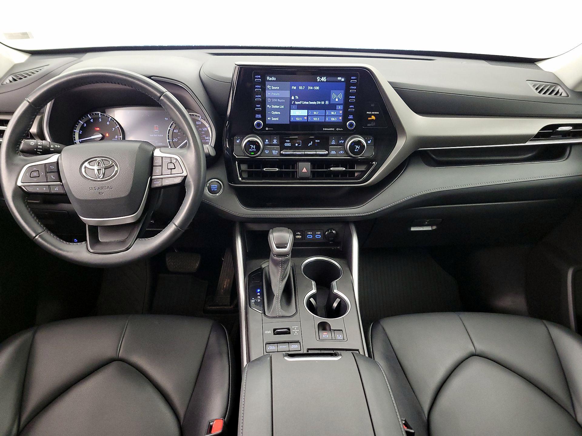 Thumbnail: 2022 Toyota Highlander - 9
