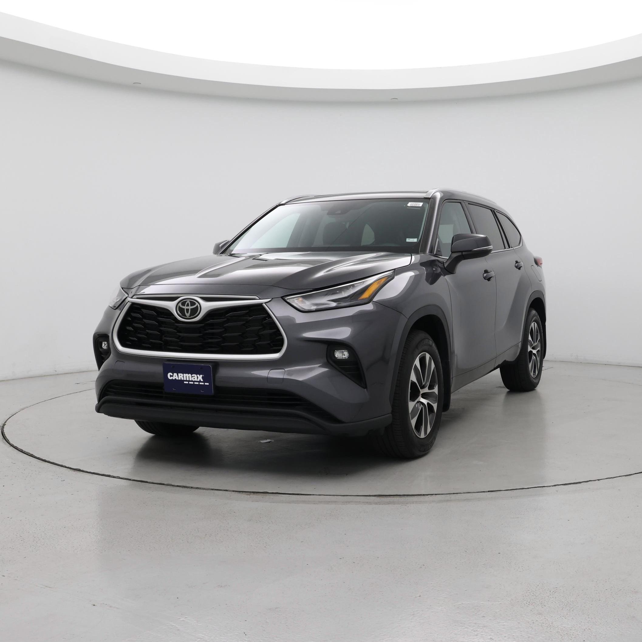 Thumbnail: 2022 Toyota Highlander - 4