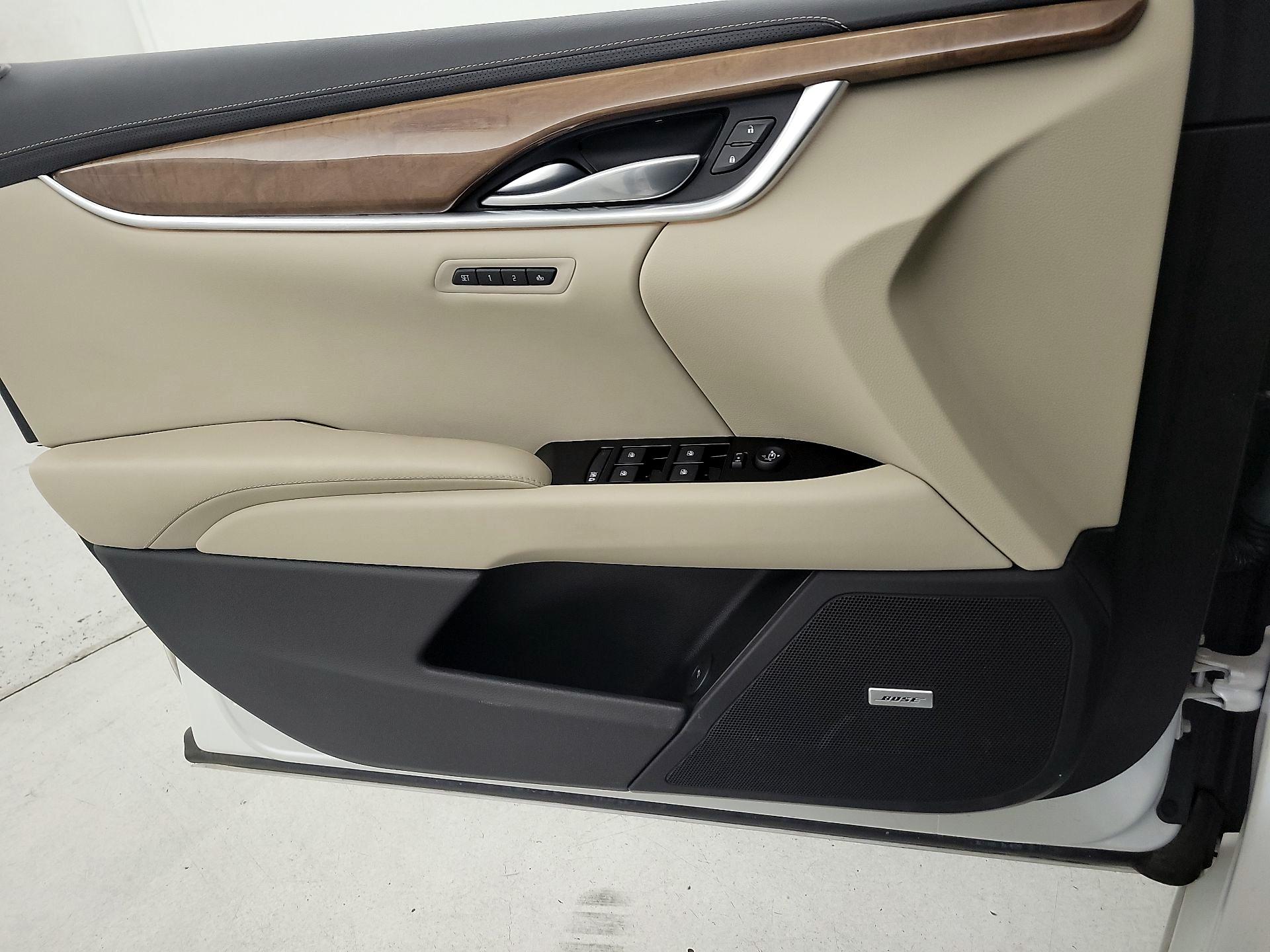 Thumbnail: 2018 Cadillac XTS - 12