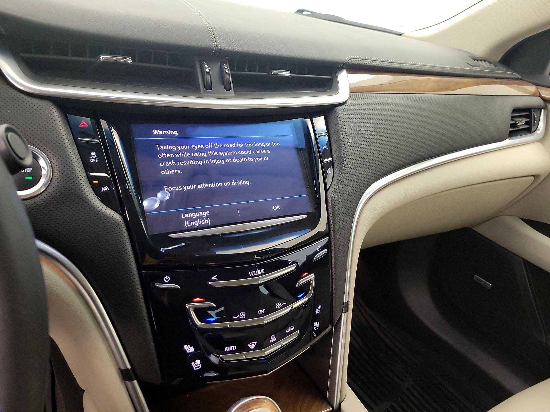 Thumbnail: 2018 Cadillac XTS - 14