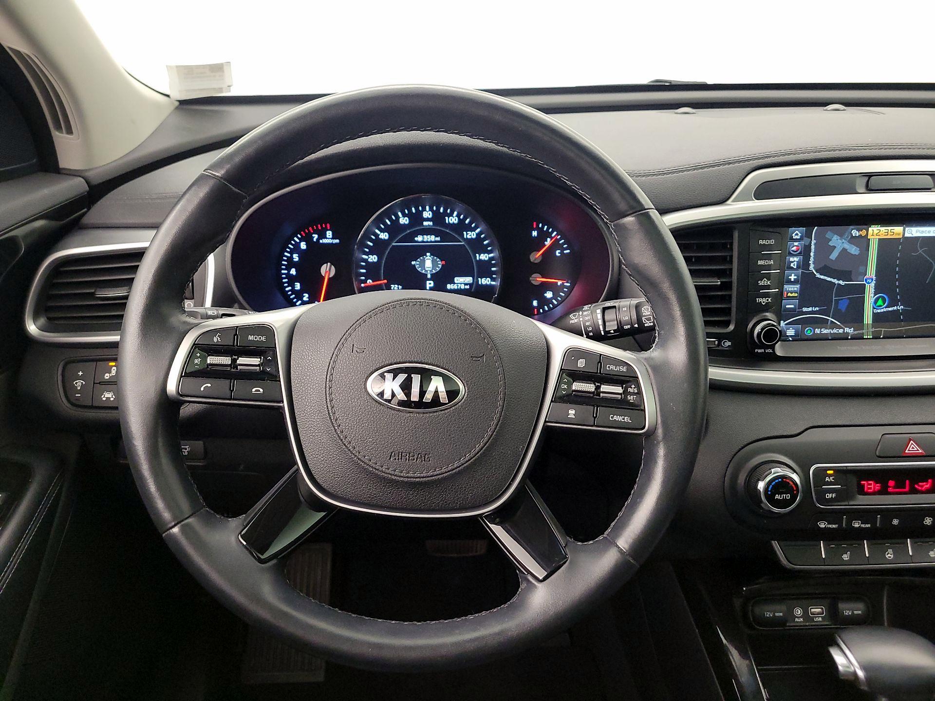 Thumbnail: 2019 Kia Sorento - 10