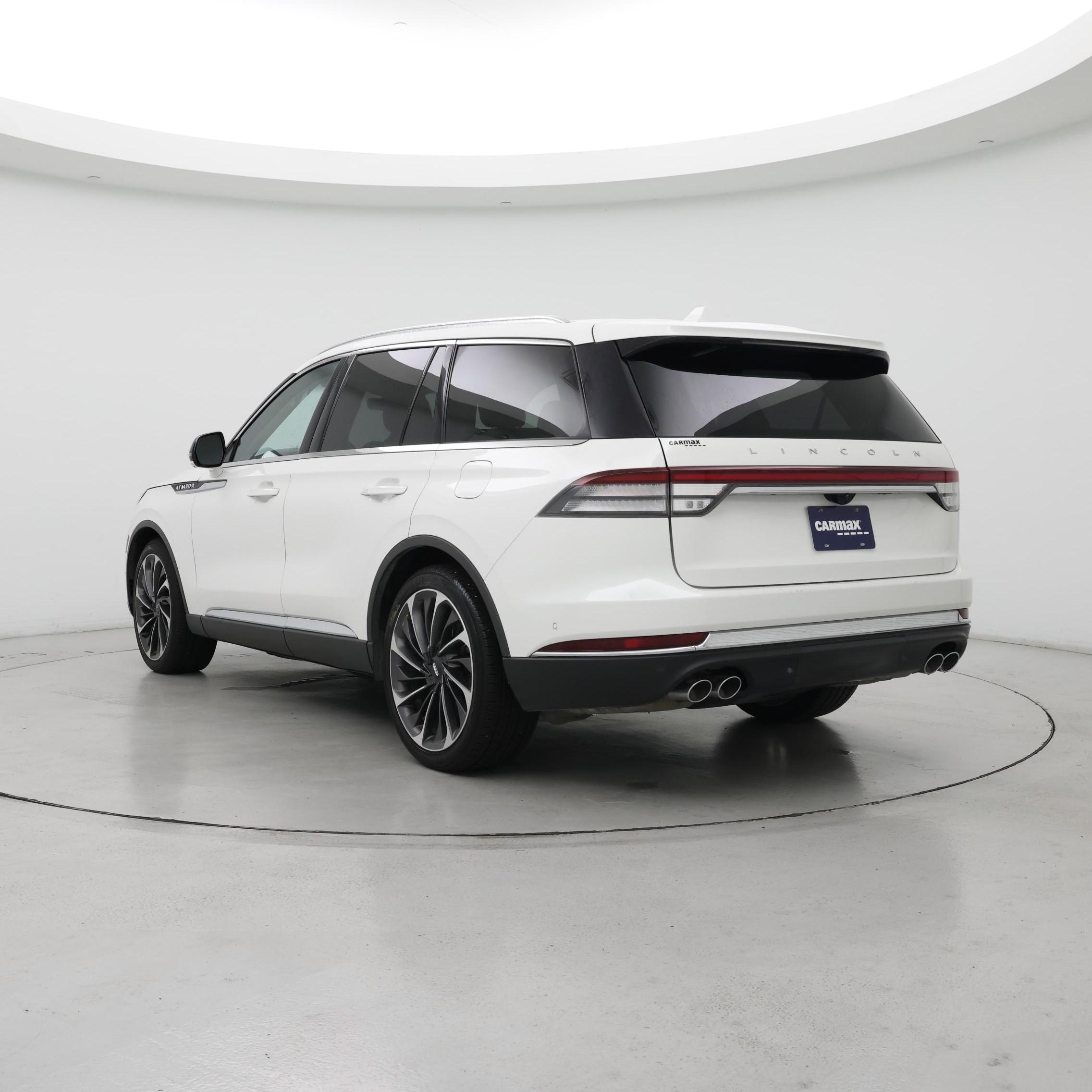 Thumbnail: 2020 Lincoln Aviator - 2