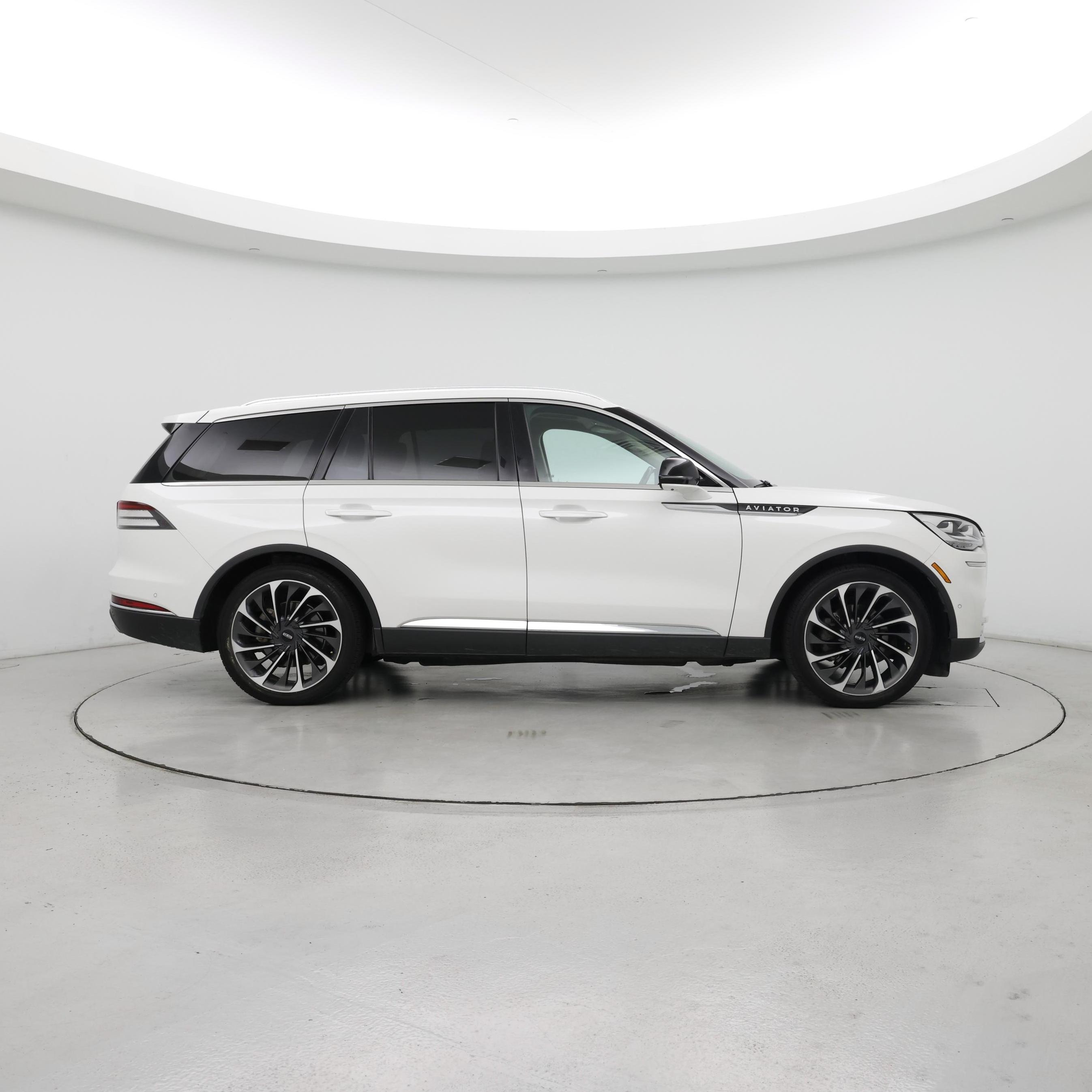 Thumbnail: 2020 Lincoln Aviator - 7