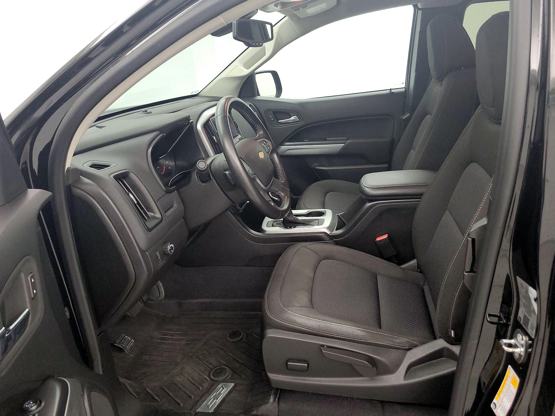 Thumbnail: 2022 Chevrolet Colorado - 11