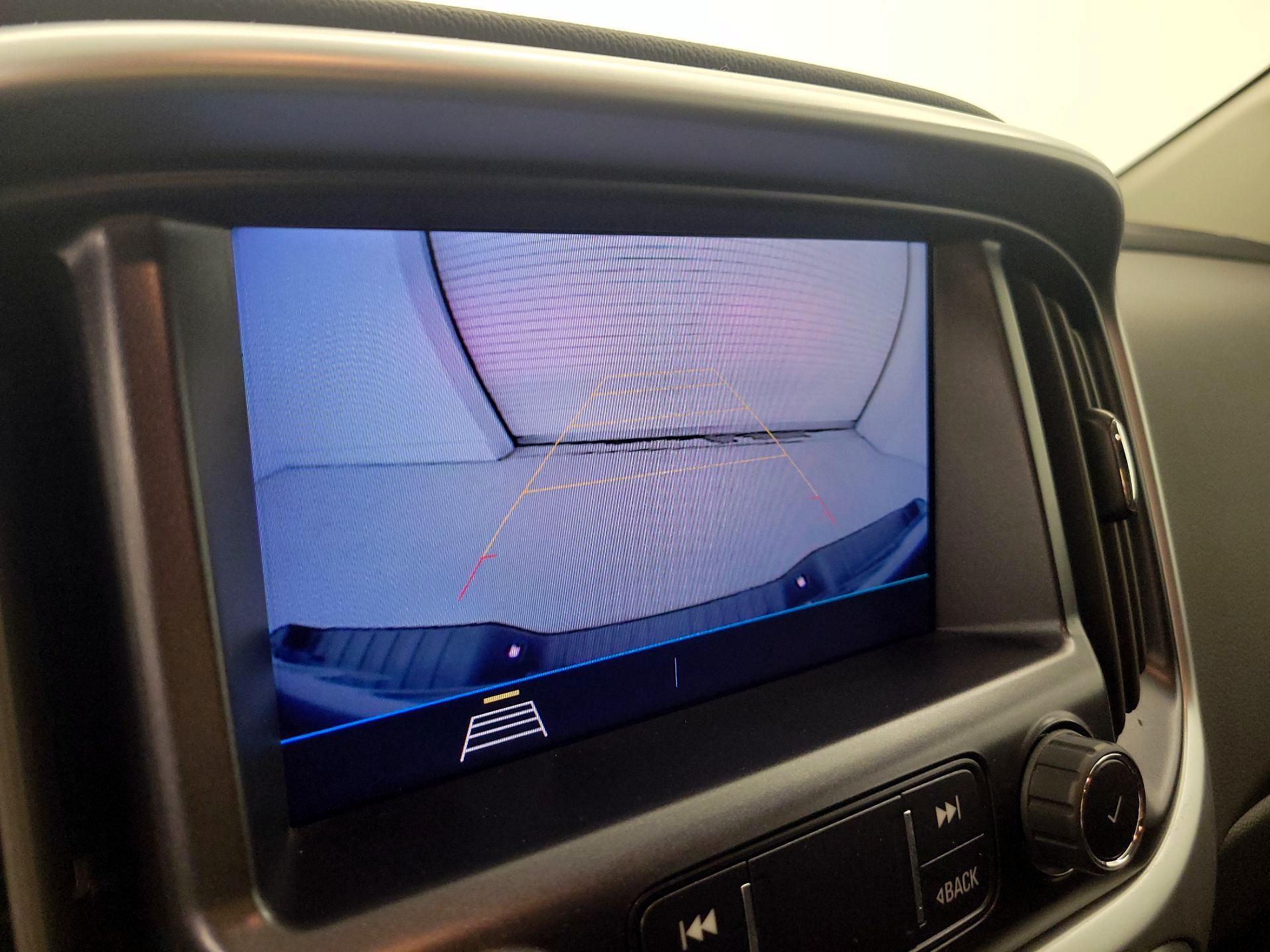 Thumbnail: 2022 Chevrolet Colorado - 14