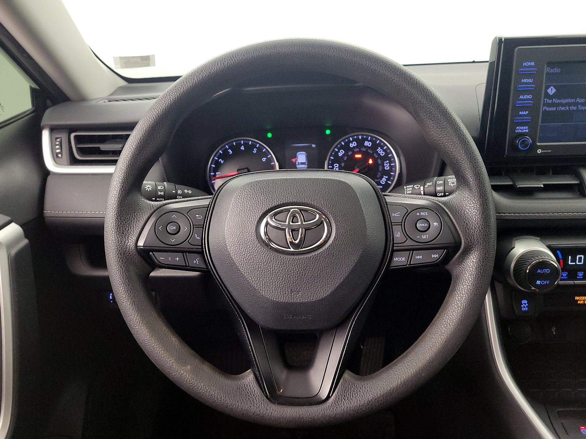 Thumbnail: 2021 Toyota RAV4 - 10