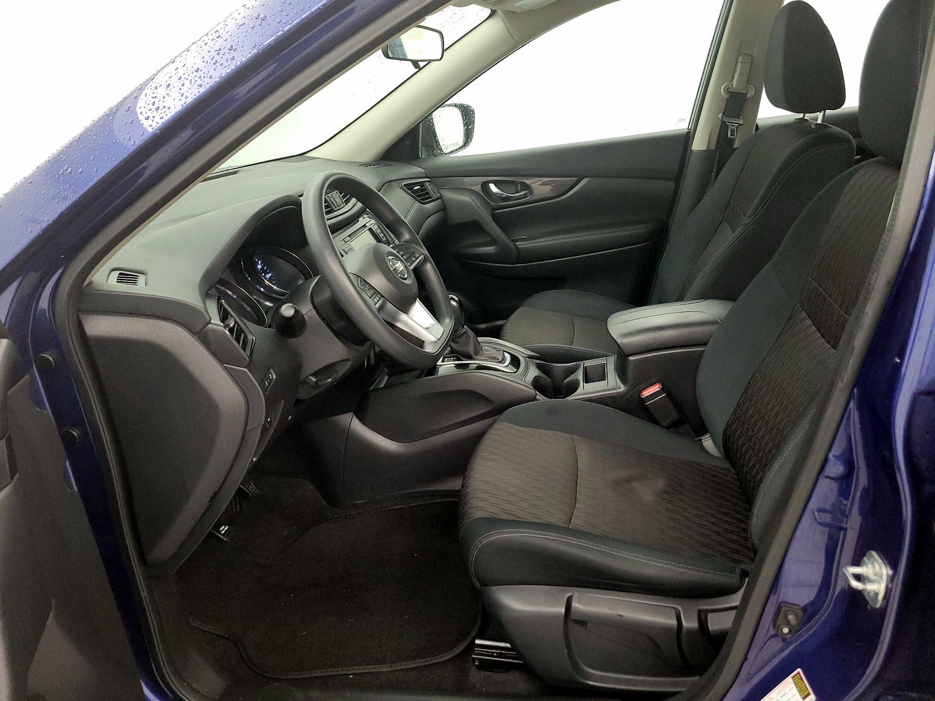 Thumbnail: 2018 Nissan Rogue - 11