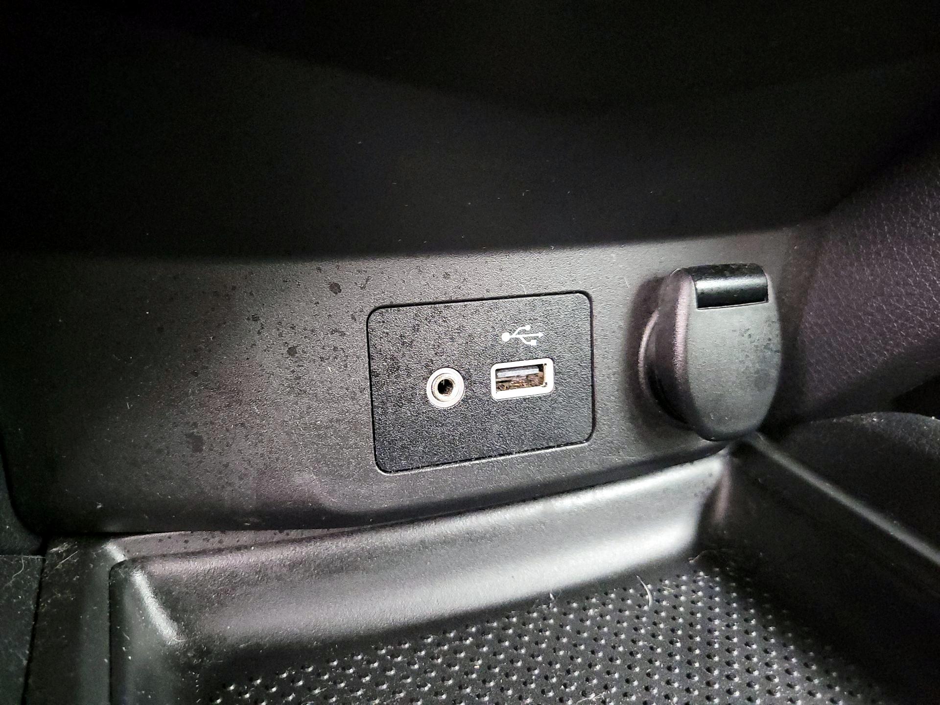 Thumbnail: 2018 Nissan Rogue - 18