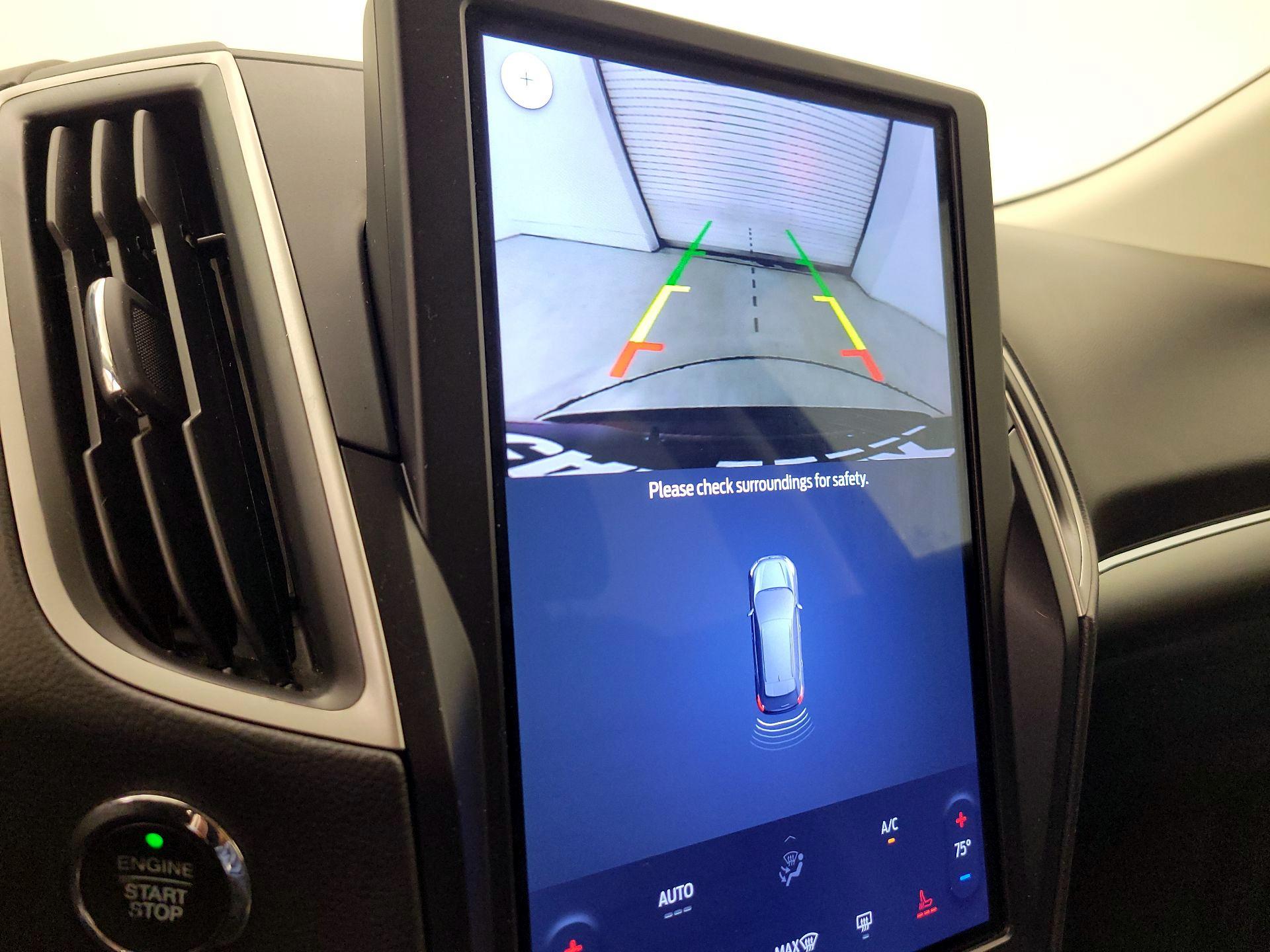 Thumbnail: 2022 Ford Edge - 14