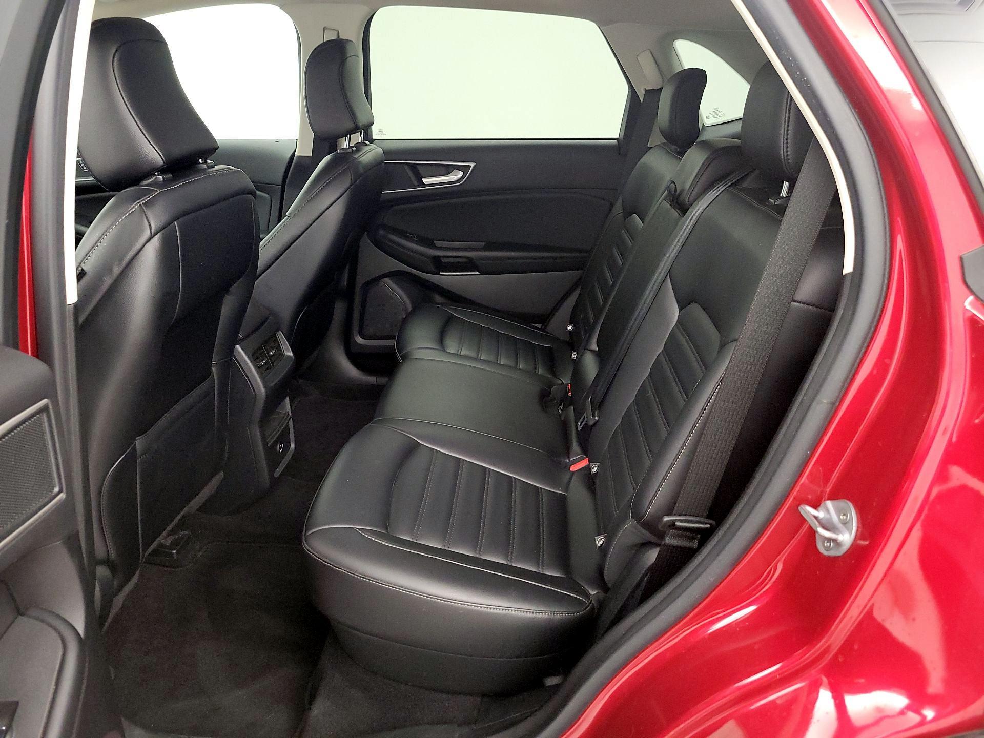 Thumbnail: 2022 Ford Edge - 19