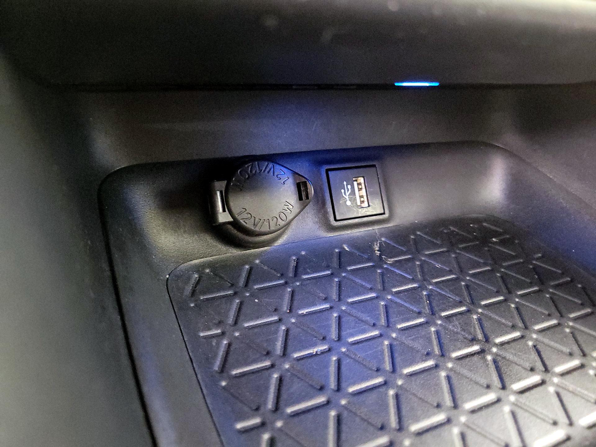 Thumbnail: 2023 Toyota RAV4 - 18