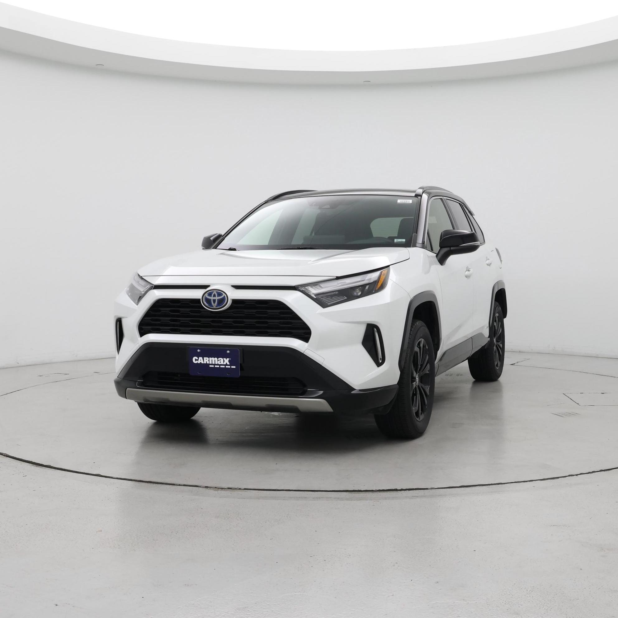 Thumbnail: 2023 Toyota RAV4 - 4