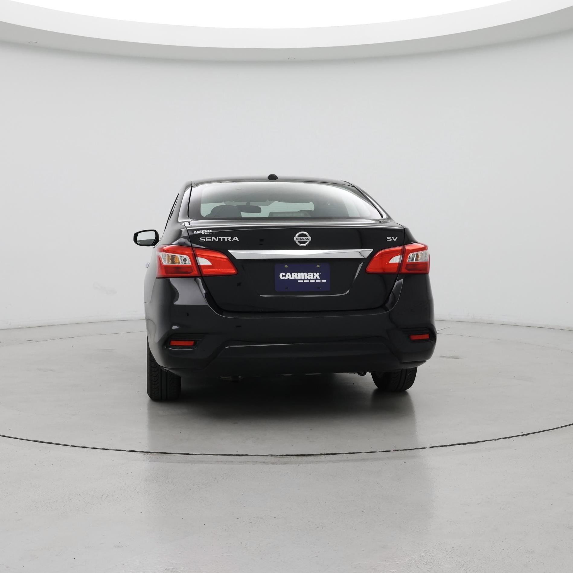 Thumbnail: 2018 Nissan Sentra - 6