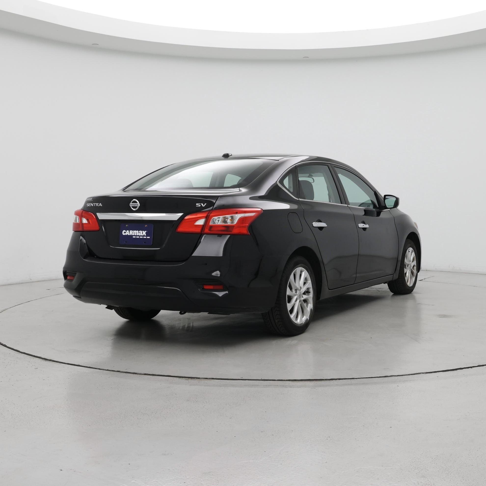 Thumbnail: 2018 Nissan Sentra - 8