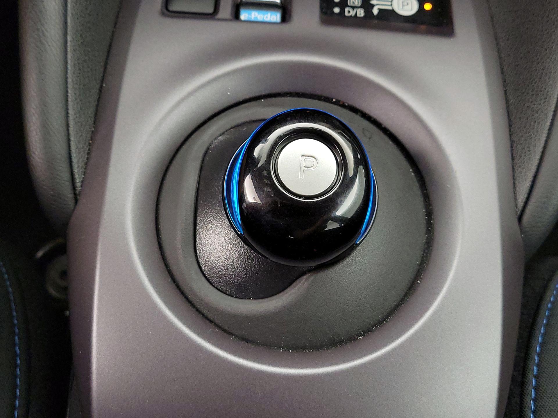 Thumbnail: 2024 Nissan Leaf - 17