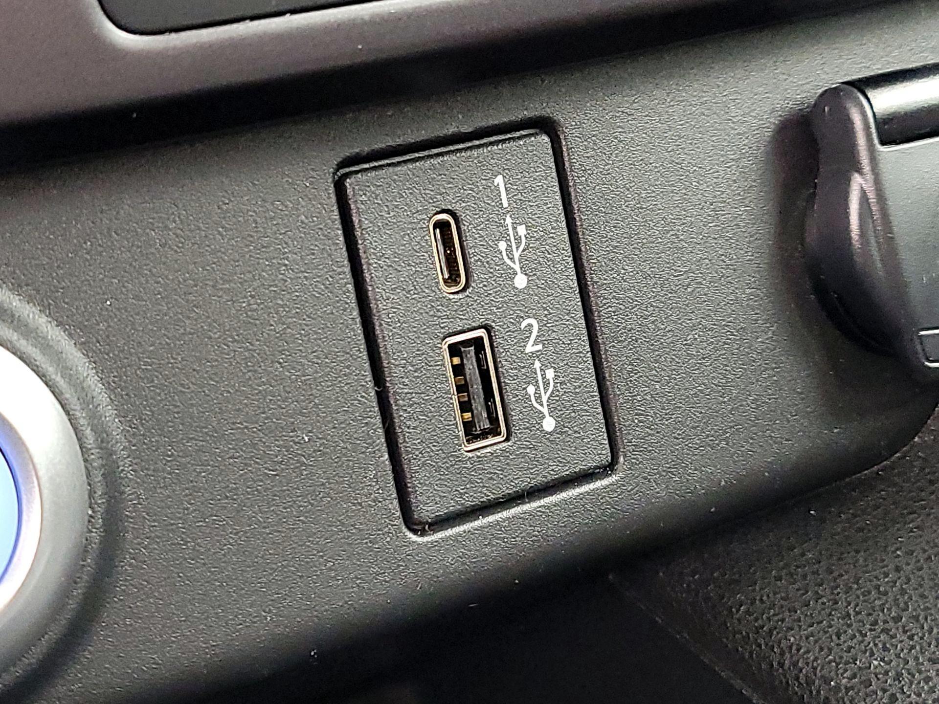 Thumbnail: 2024 Nissan Leaf - 18