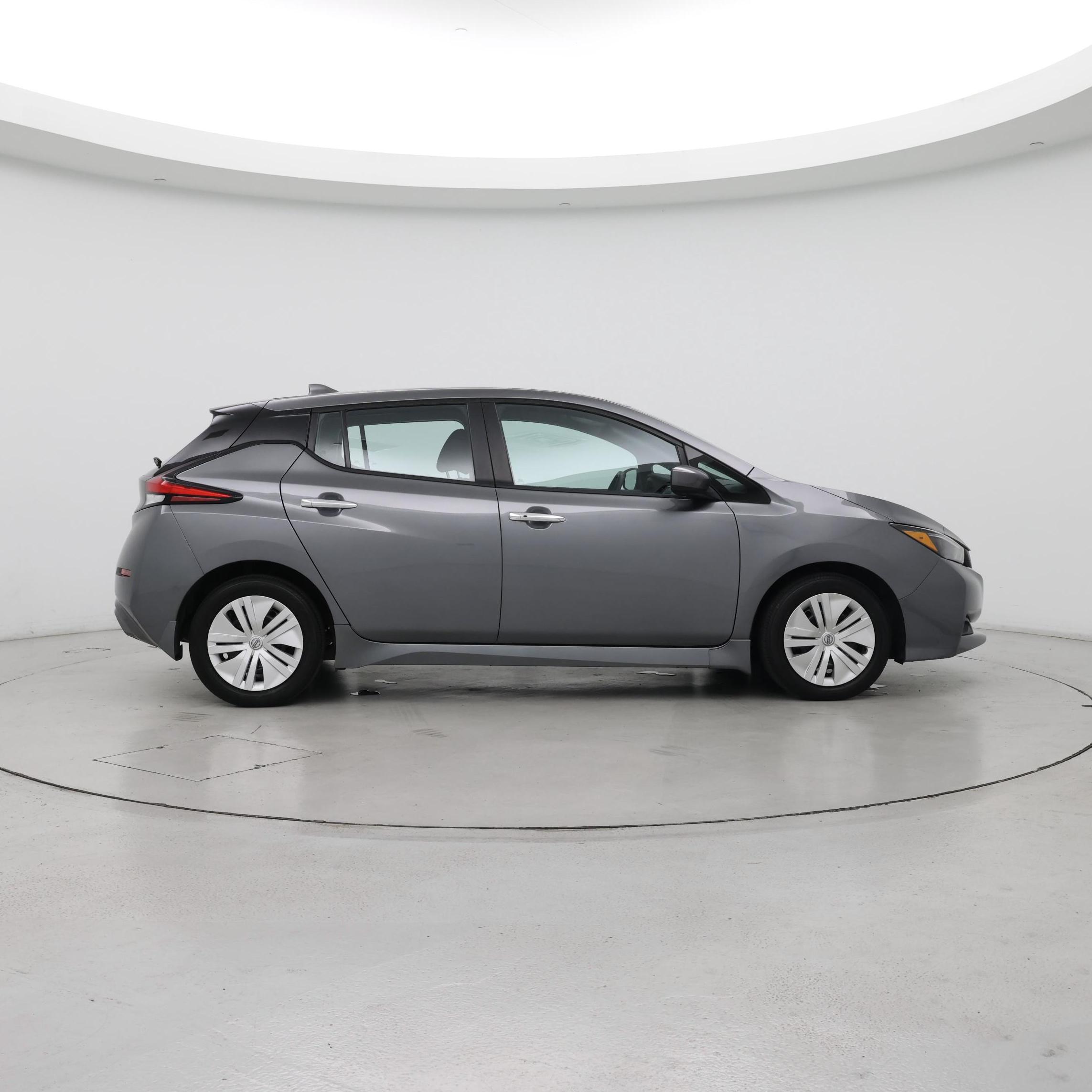 Thumbnail: 2024 Nissan Leaf - 7