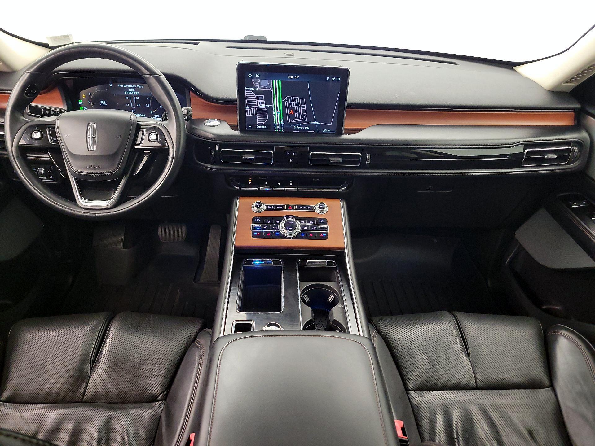 Thumbnail: 2020 Lincoln Aviator - 9