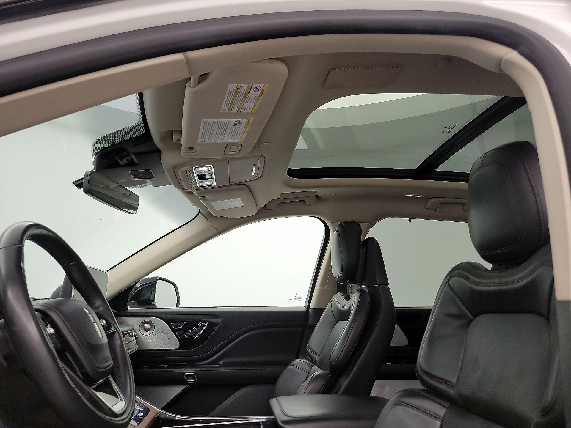 Thumbnail: 2020 Lincoln Aviator - 20