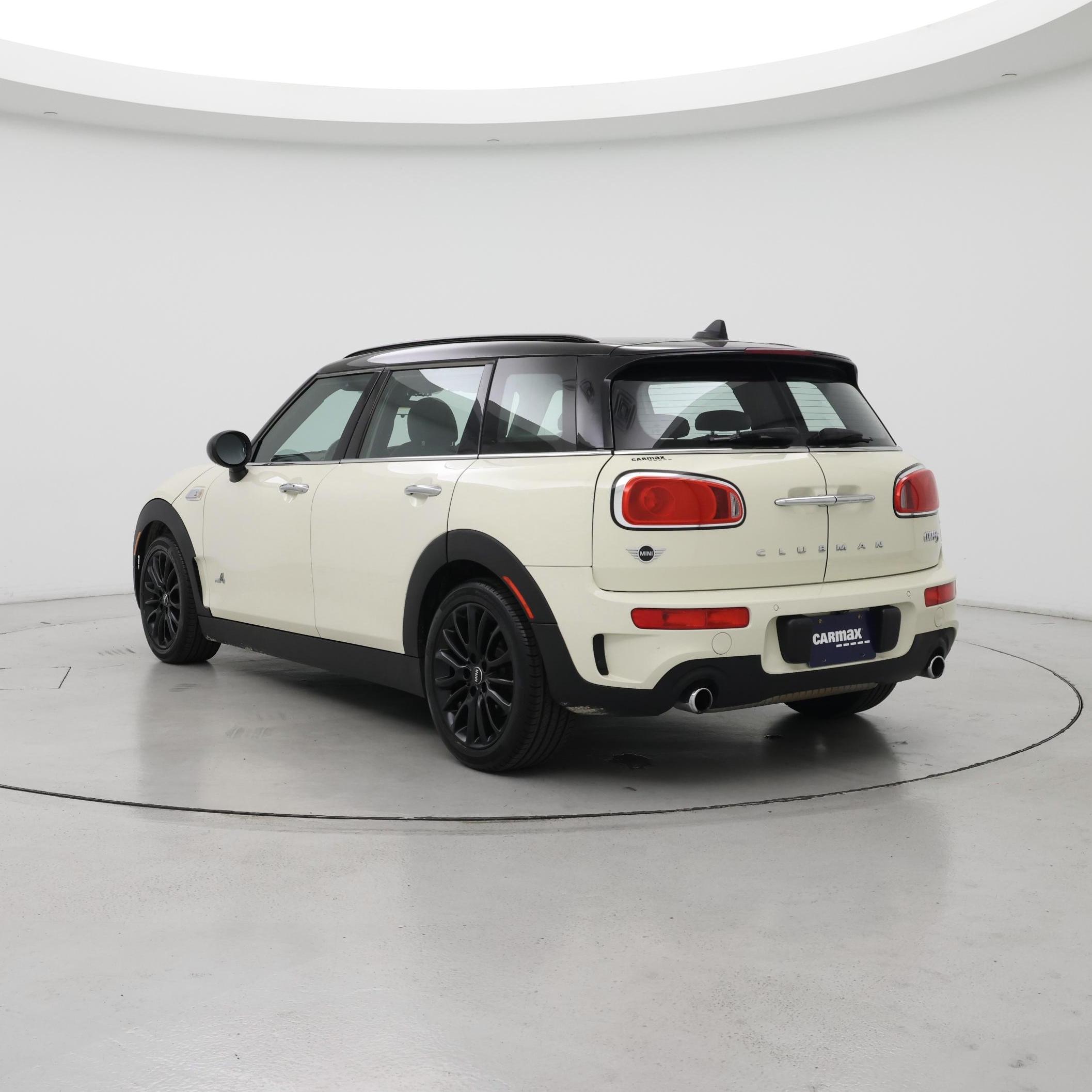 Thumbnail: 2019 MINI Cooper Clubman - 2