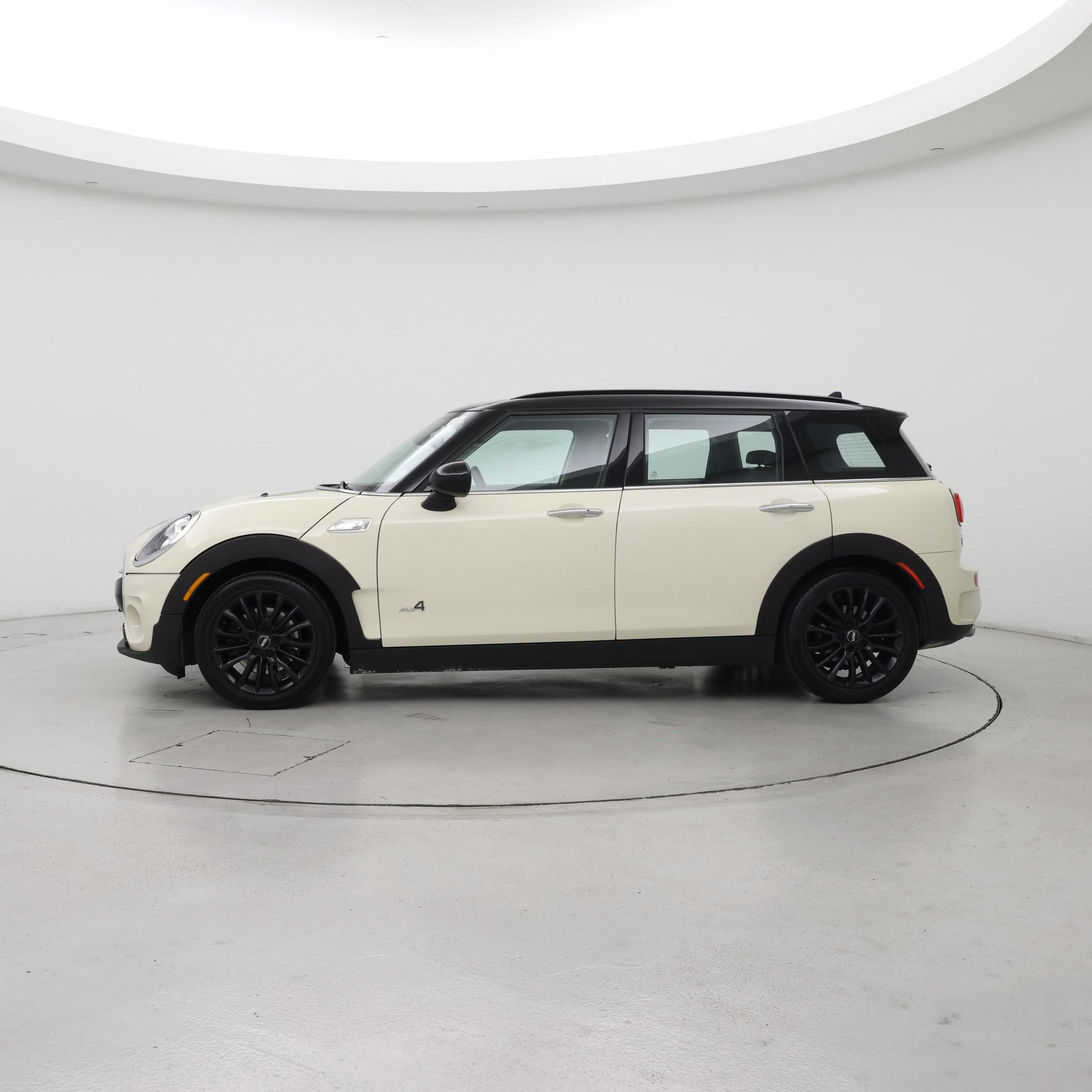 Thumbnail: 2019 MINI Cooper Clubman - 3