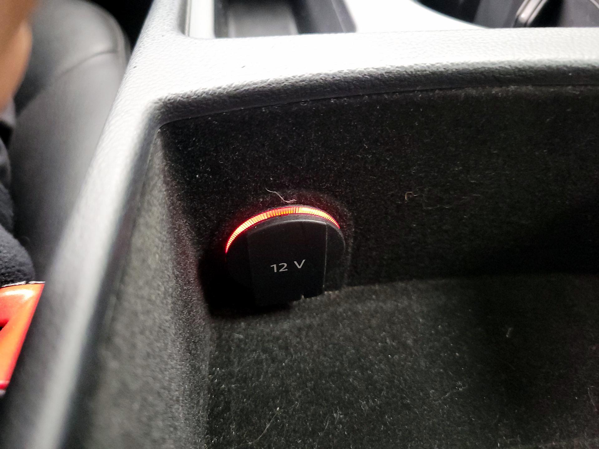 Thumbnail: 2016 Audi A4 - 19