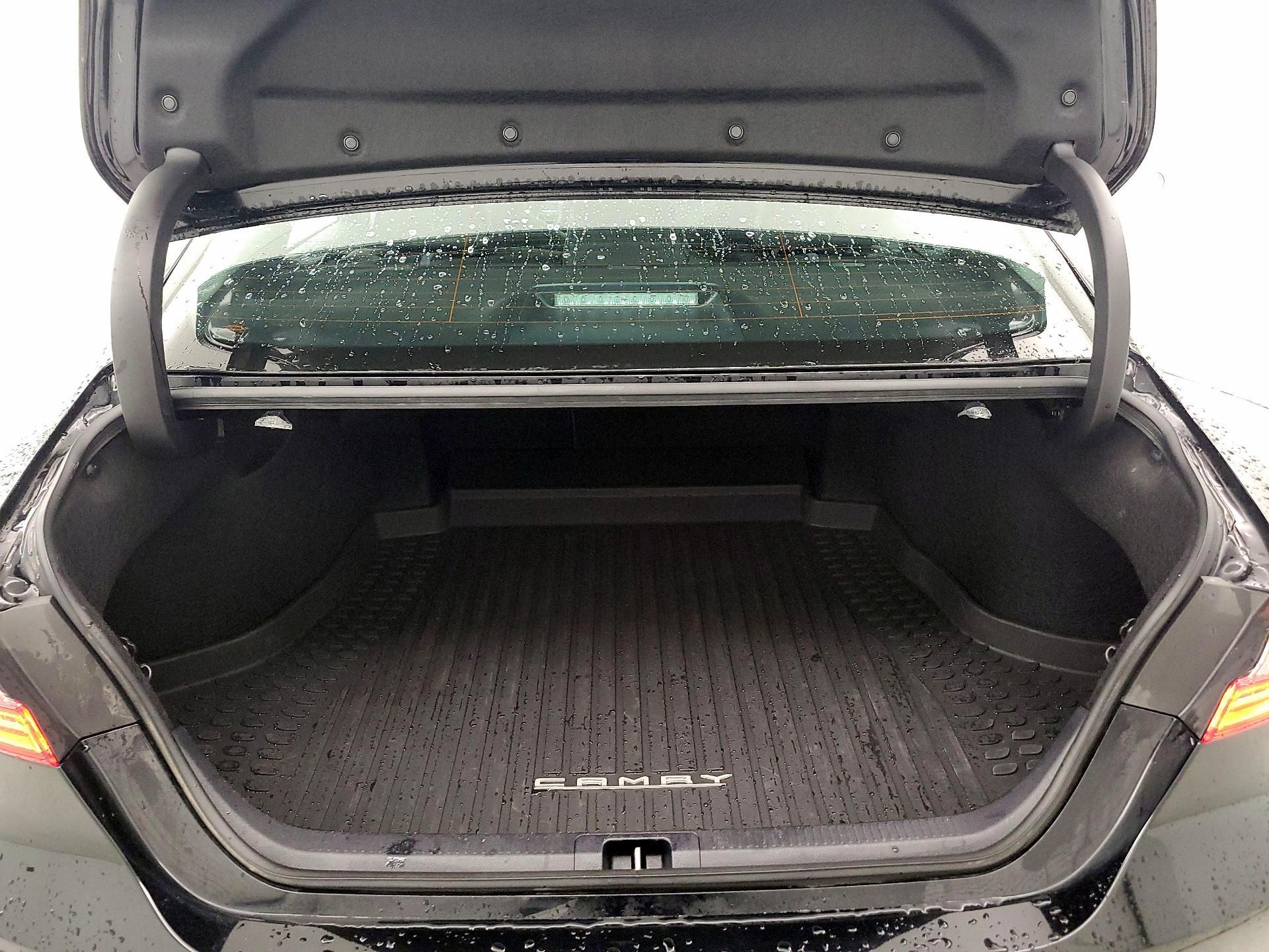 Thumbnail: 2024 Toyota Camry - 20