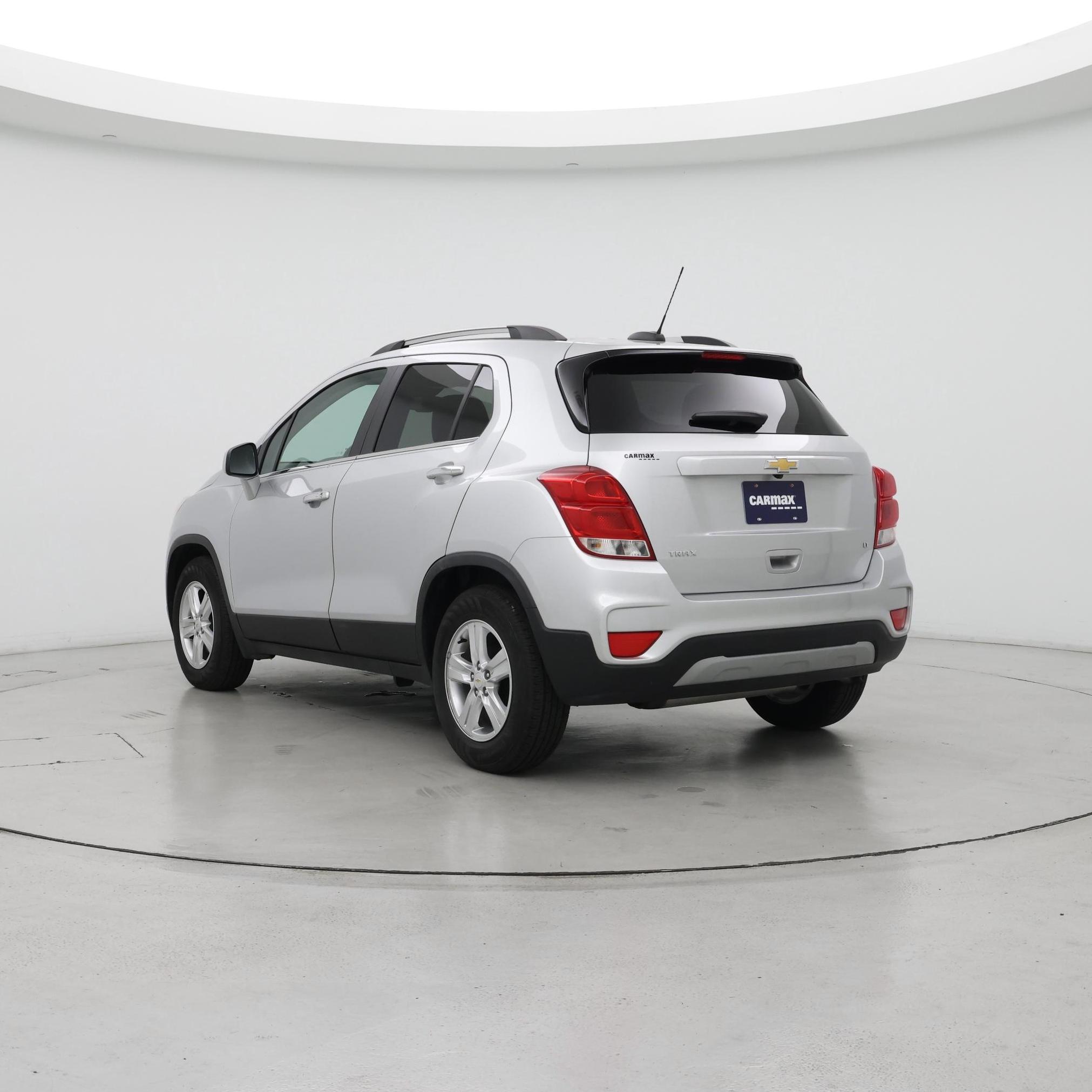 Thumbnail: 2019 Chevrolet Trax - 2