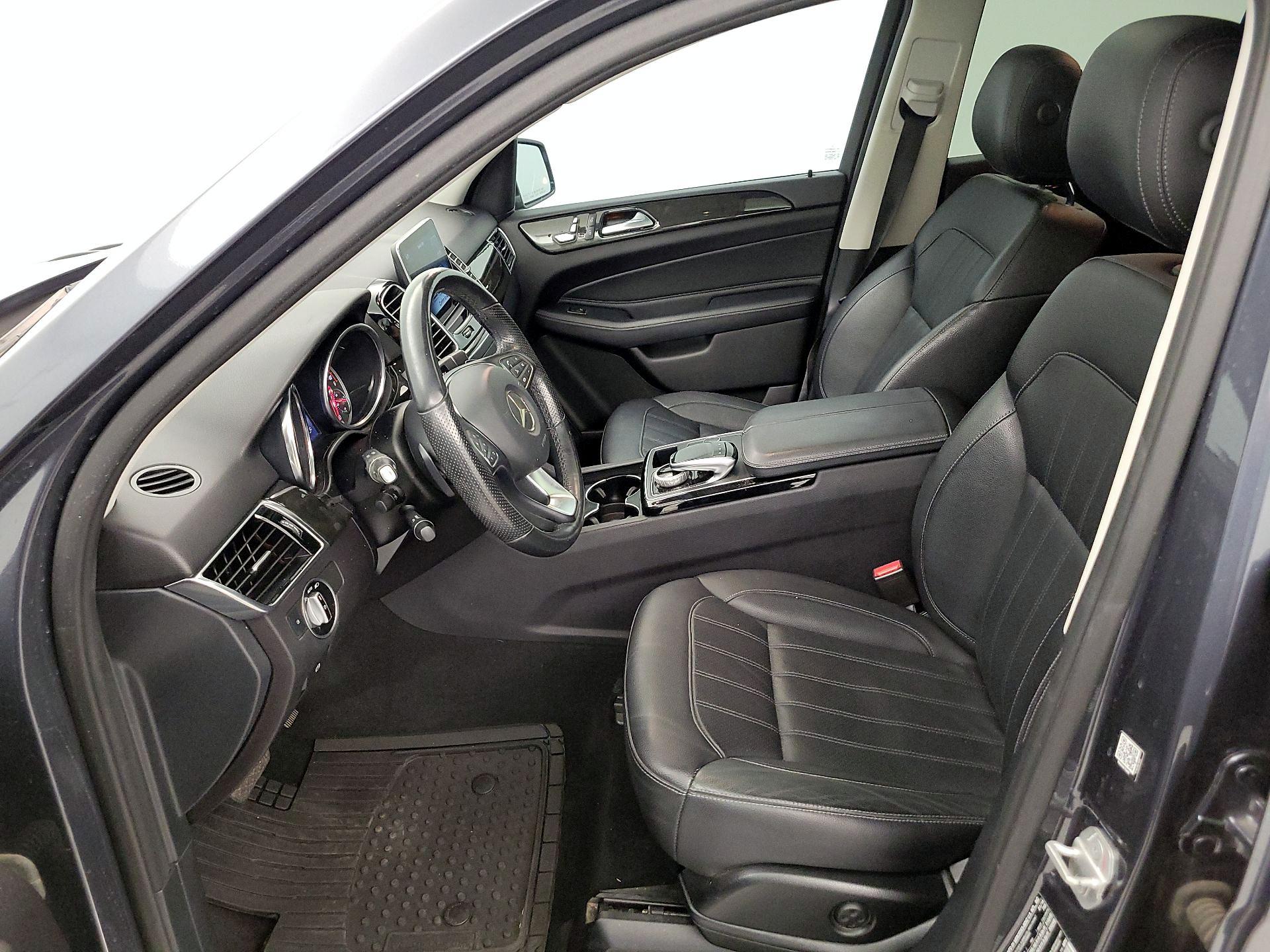 Thumbnail: 2016 Mercedes-Benz GLE - 11