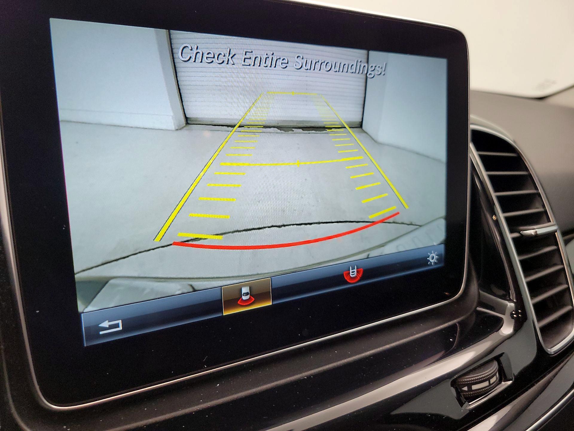 Thumbnail: 2016 Mercedes-Benz GLE - 14