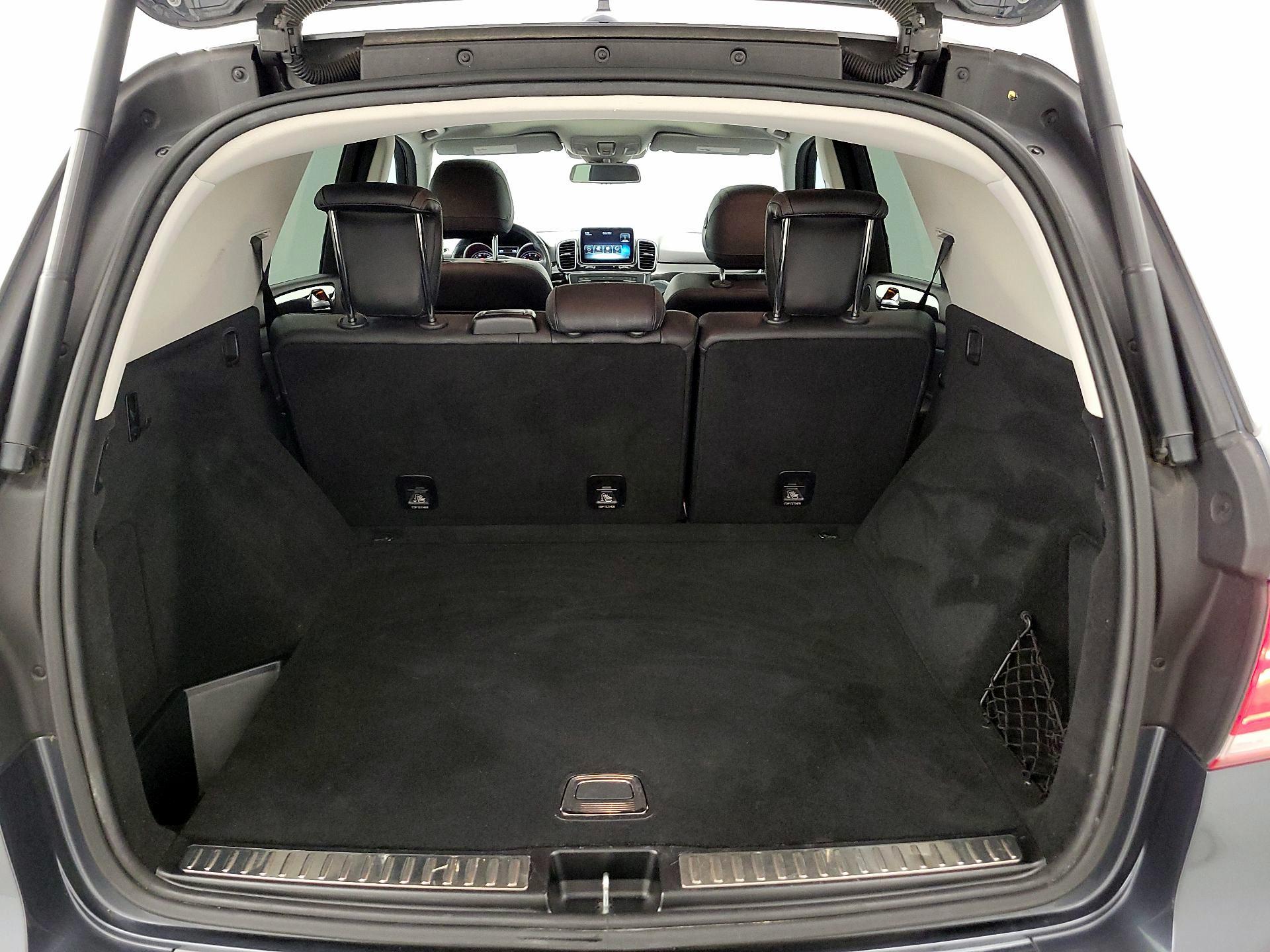 Thumbnail: 2016 Mercedes-Benz GLE - 20