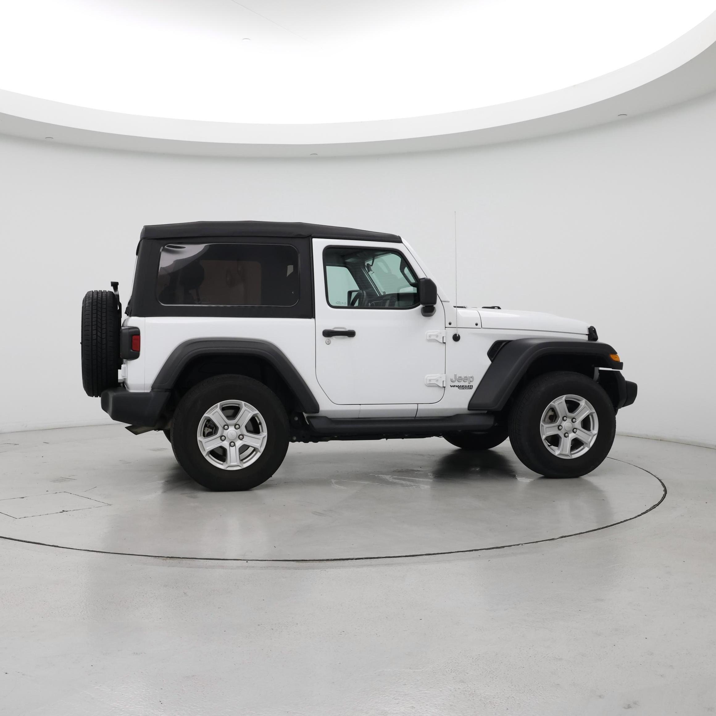 Thumbnail: 2021 Jeep Wrangler - 7