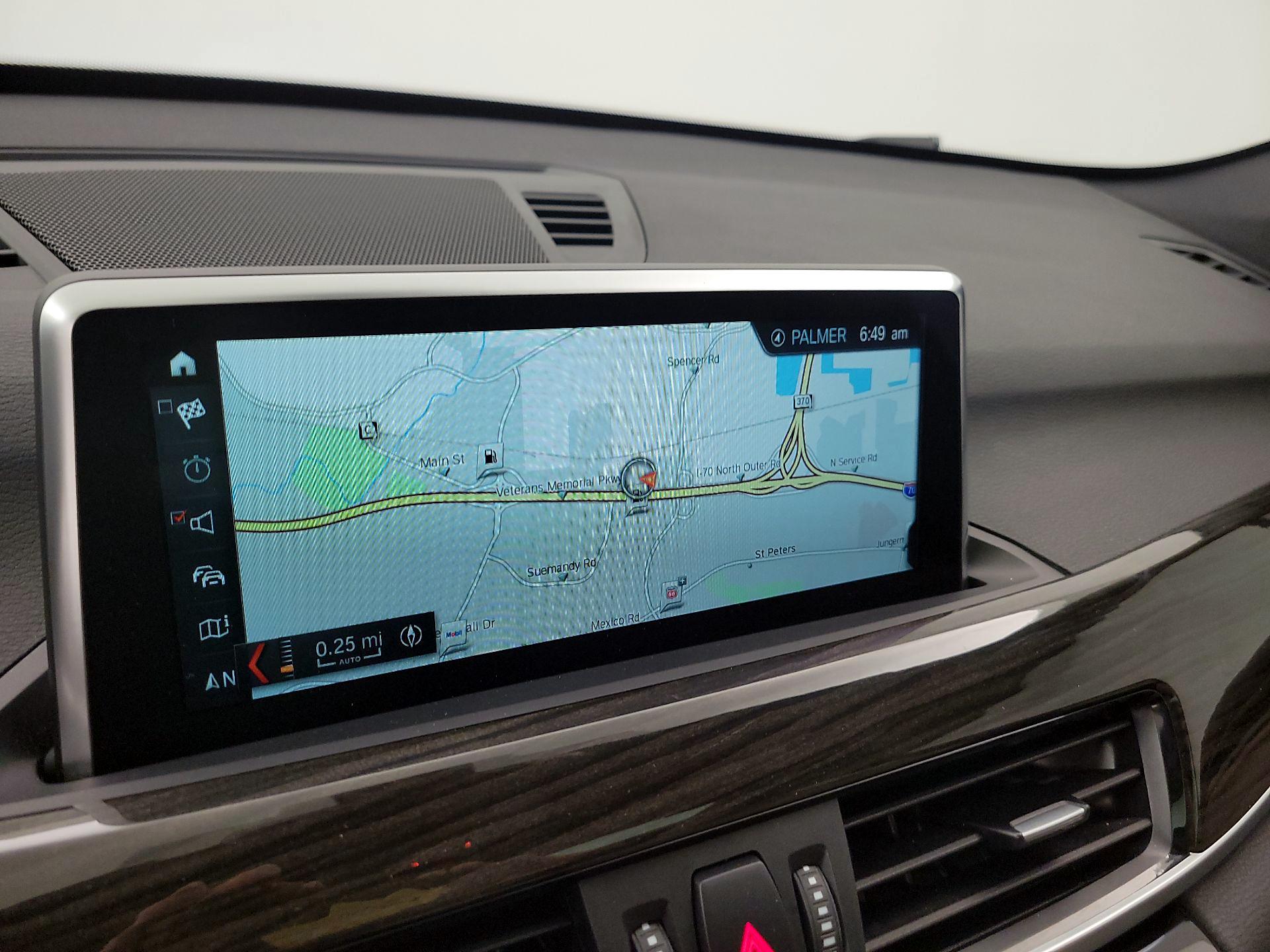 Thumbnail: 2018 BMW X1 - 14