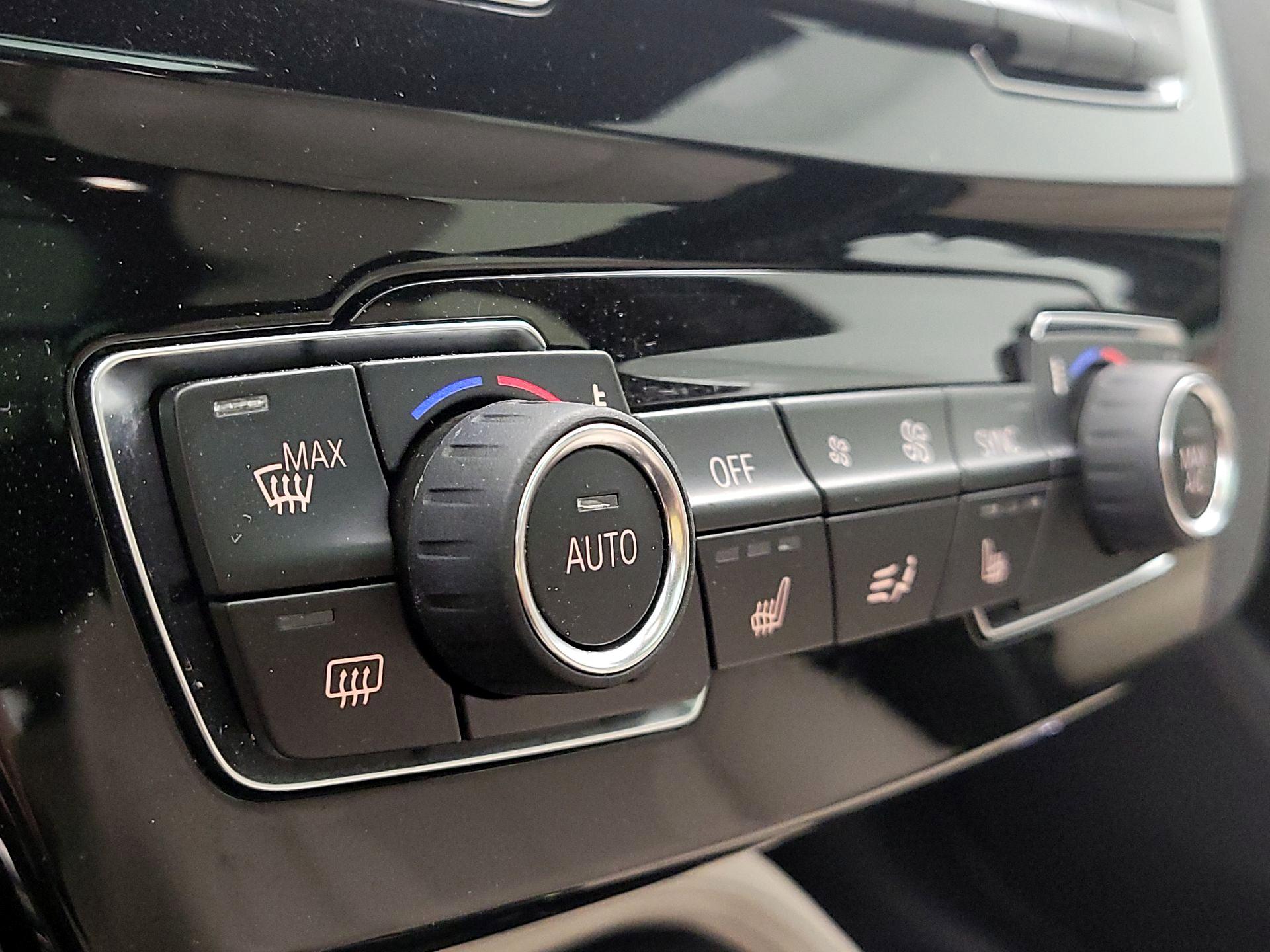 Thumbnail: 2018 BMW X1 - 17