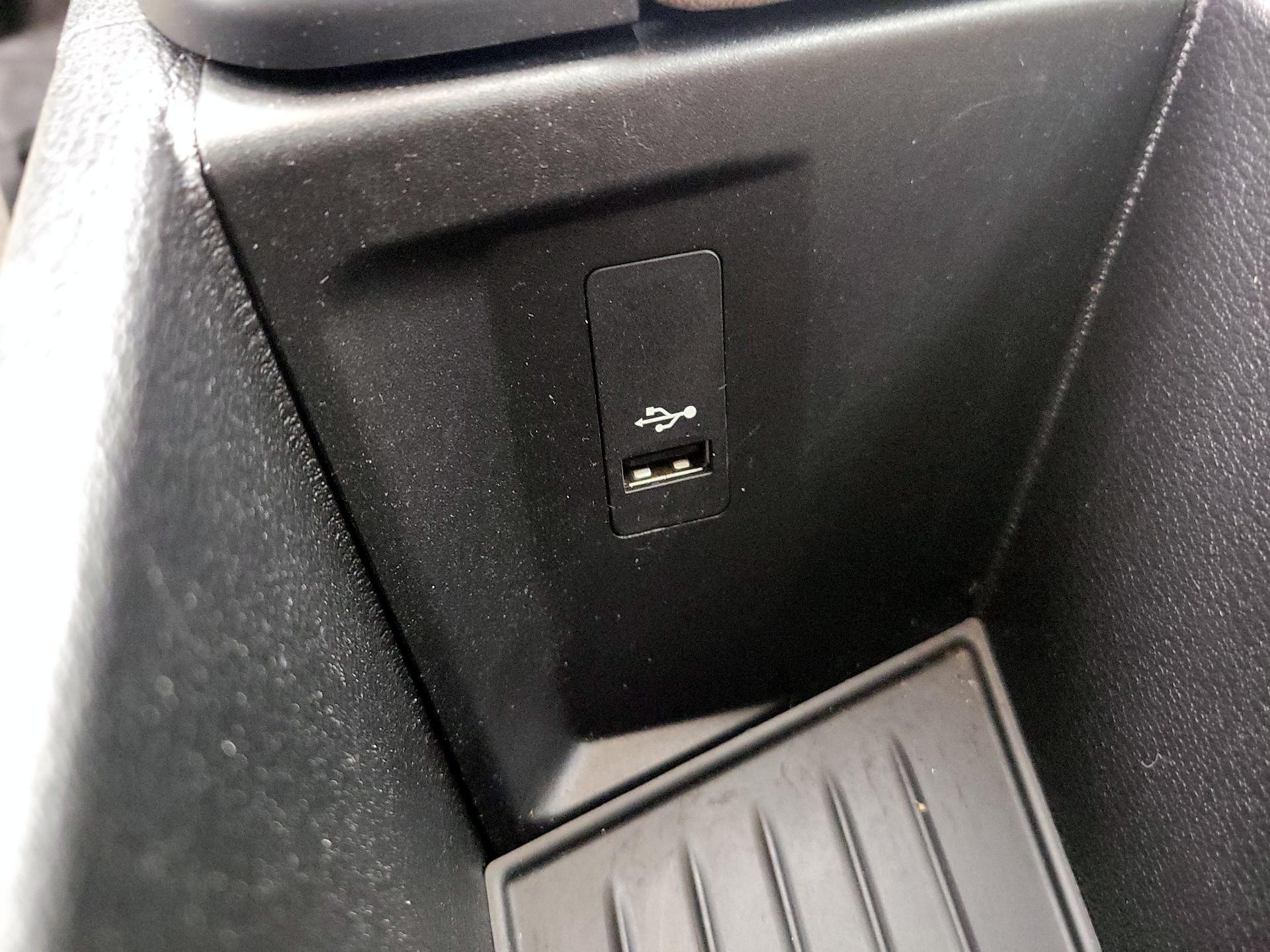 Thumbnail: 2018 BMW X1 - 19