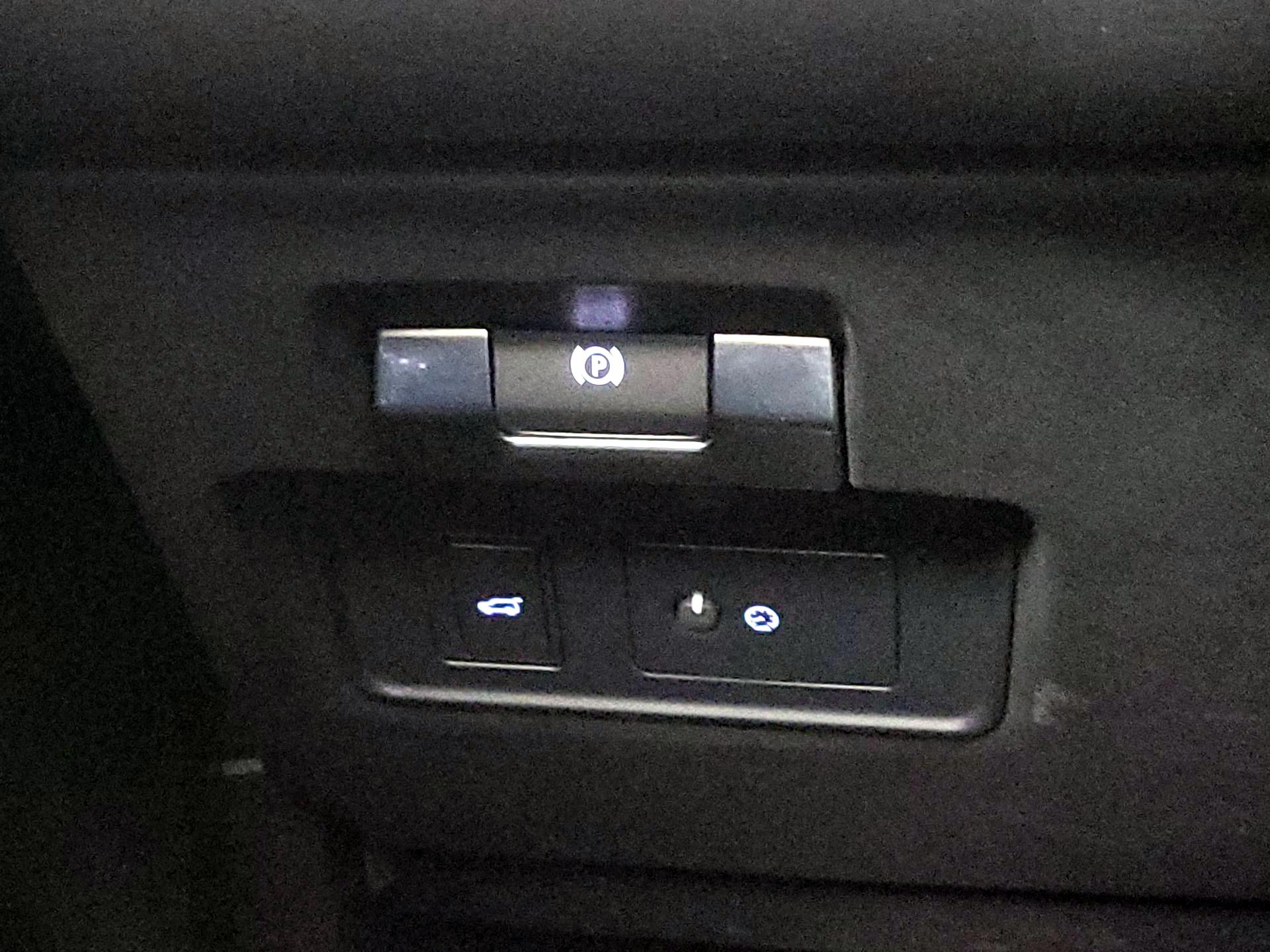 Thumbnail: 2023 Land Rover Range Rover Evoque - 13