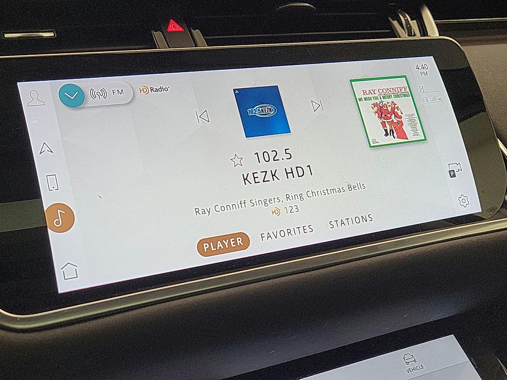 Thumbnail: 2023 Land Rover Range Rover Evoque - 16