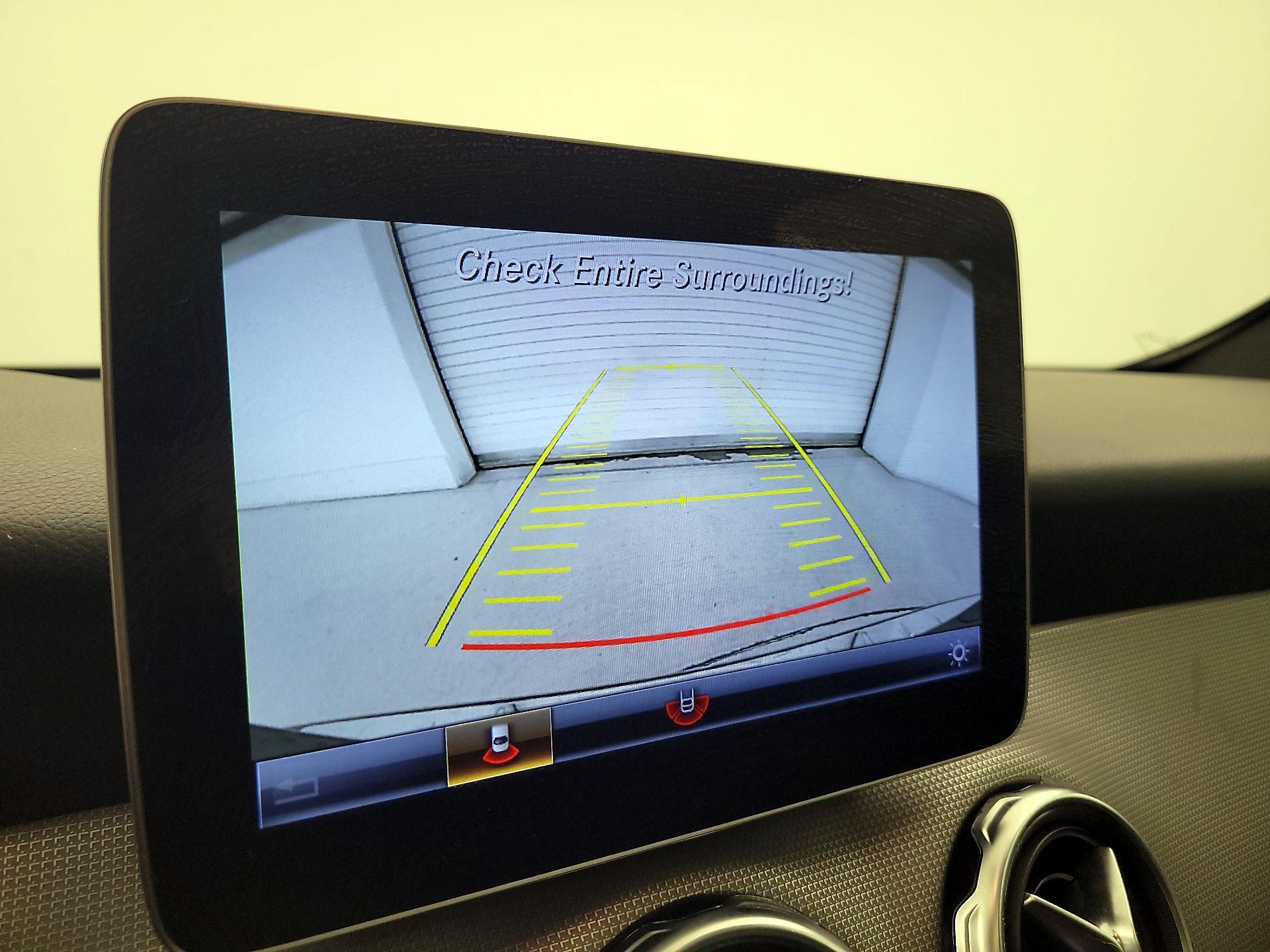 Thumbnail: 2018 Mercedes-Benz GLA - 14